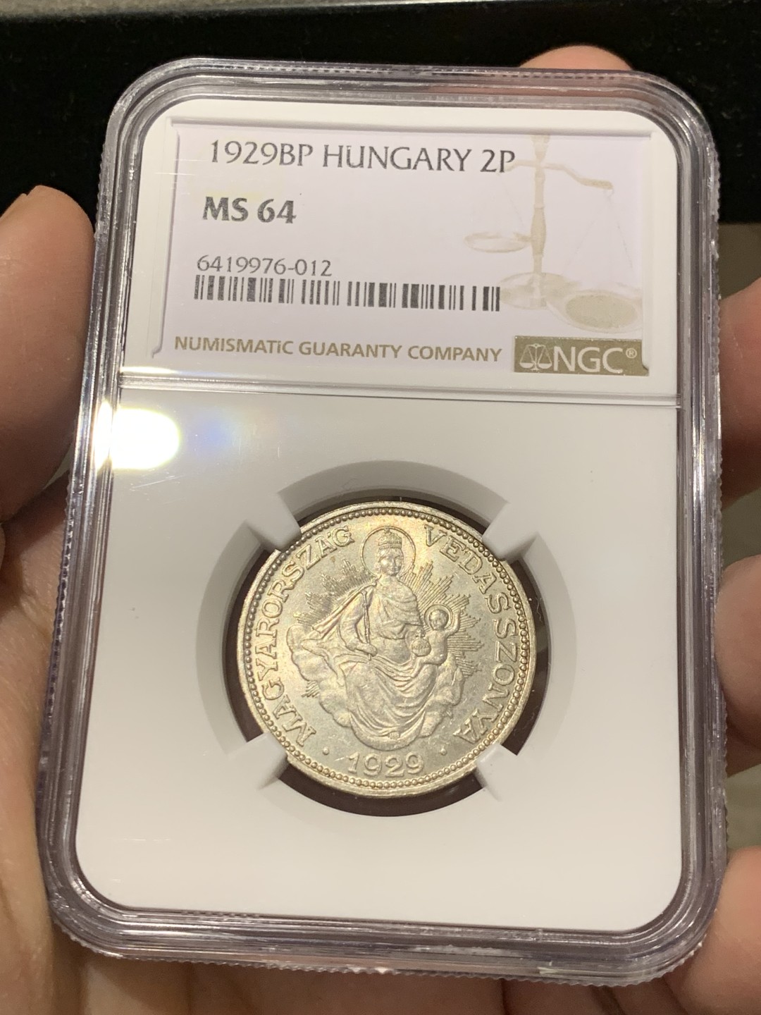 《竞宝斋》第141场-周日，周一 2场 (全场包邮) NGC-MS64 匈牙利1929年圣母抱婴双天使2潘果银币 少见高分