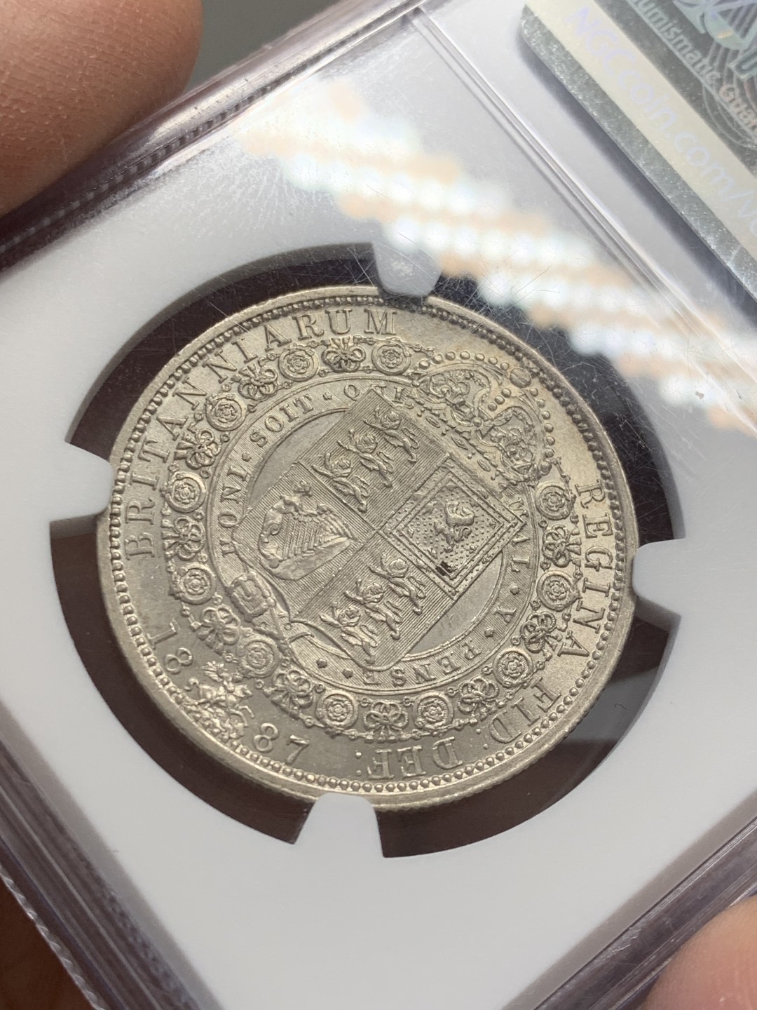 《竞宝斋》第141场-周日，周一 2场 (全场包邮) NGC-MS61 英国 1887年 维多利亚女王1/2克朗 银币