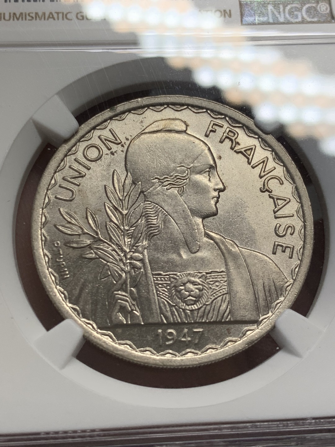 《竞宝斋》第141场-周日，周一 2场 (全场包邮) NGC MS63 法属印度支那1947年1皮阿斯