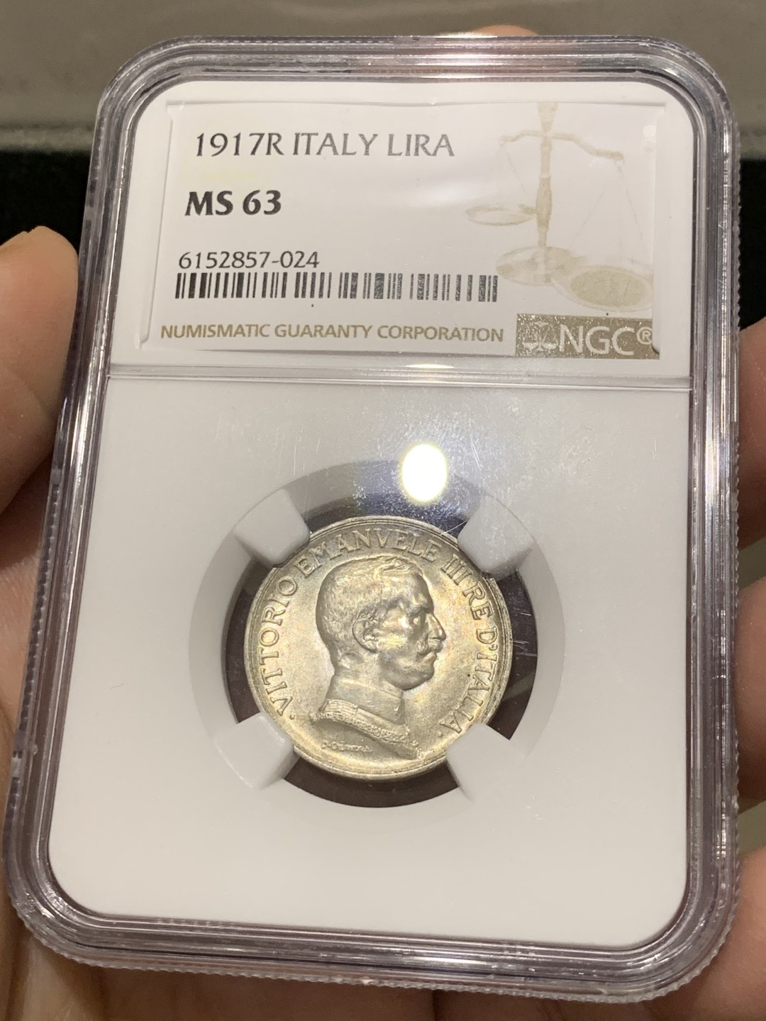 《竞宝斋》第141场-周日，周一 2场 (全场包邮) NGC MS63 意大利 1917年 马车1里拉 银币 状态好转光明显