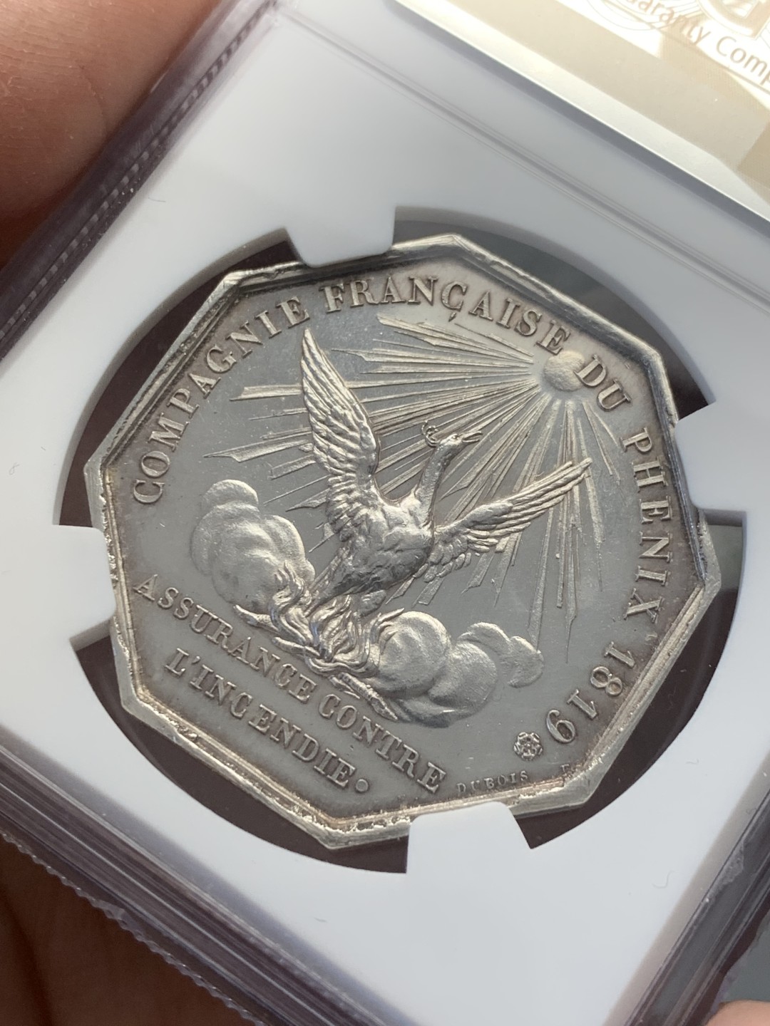 《竞宝斋》第141场-周日，周一 2场 (全场包邮) NGC MS61 1819年法国八角银章，凤凰火灾保险公司，凤凰涅槃，栩栩如生，大块头，细节底板都很好