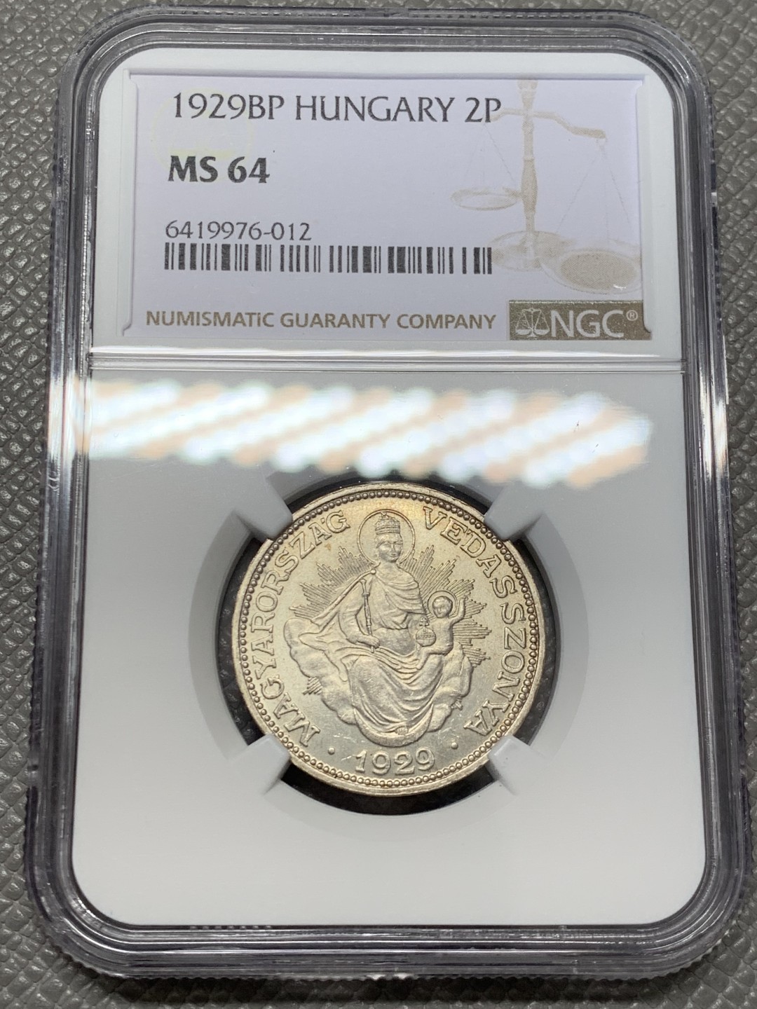 《竞宝斋》第141场-周日，周一 2场 (全场包邮) NGC-MS64 匈牙利1929年圣母抱婴双天使2潘果银币 少见高分