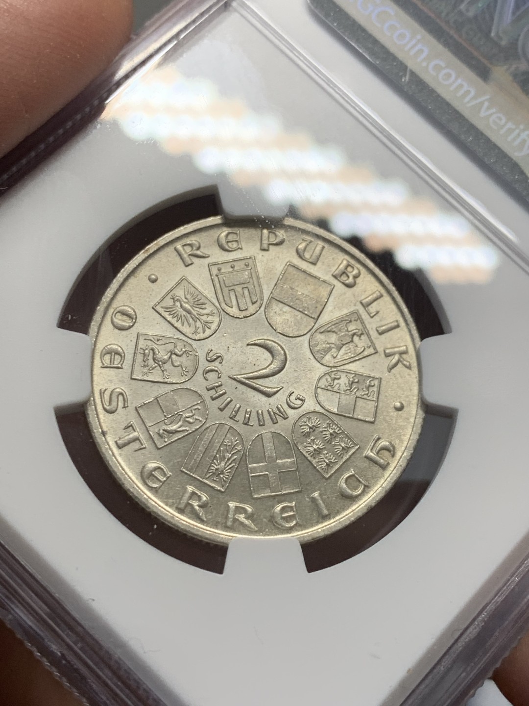 《竞宝斋》第141场-周日，周一 2场 (全场包邮) NGC-MS63 奥地利1928年 2先令银币 早期年份 这品相已经很不错了 少见
