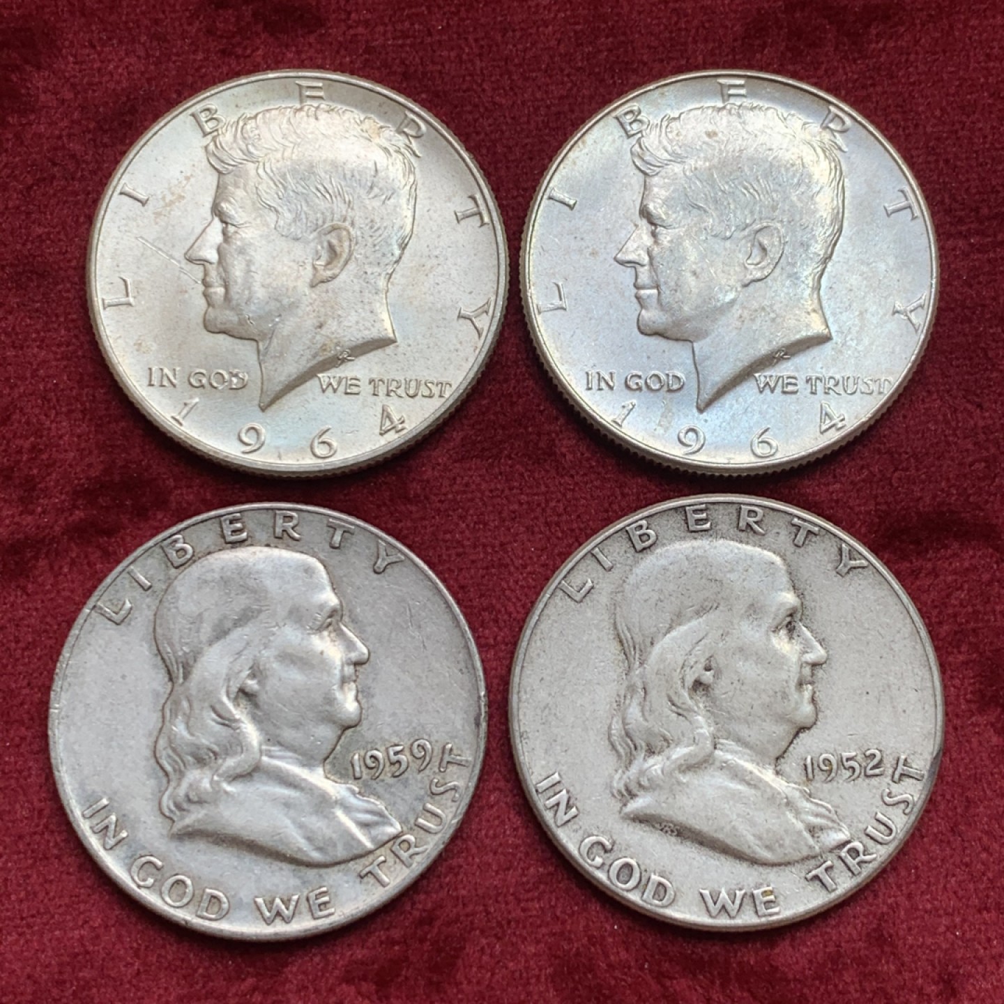 《竞宝斋》第141场-周日，周一 2场 (全场包邮) 美国900银 银币4枚 2枚富兰克林半美元，2枚肯尼迪半美元 单枚12.5克 都是高银版 合计50克900银