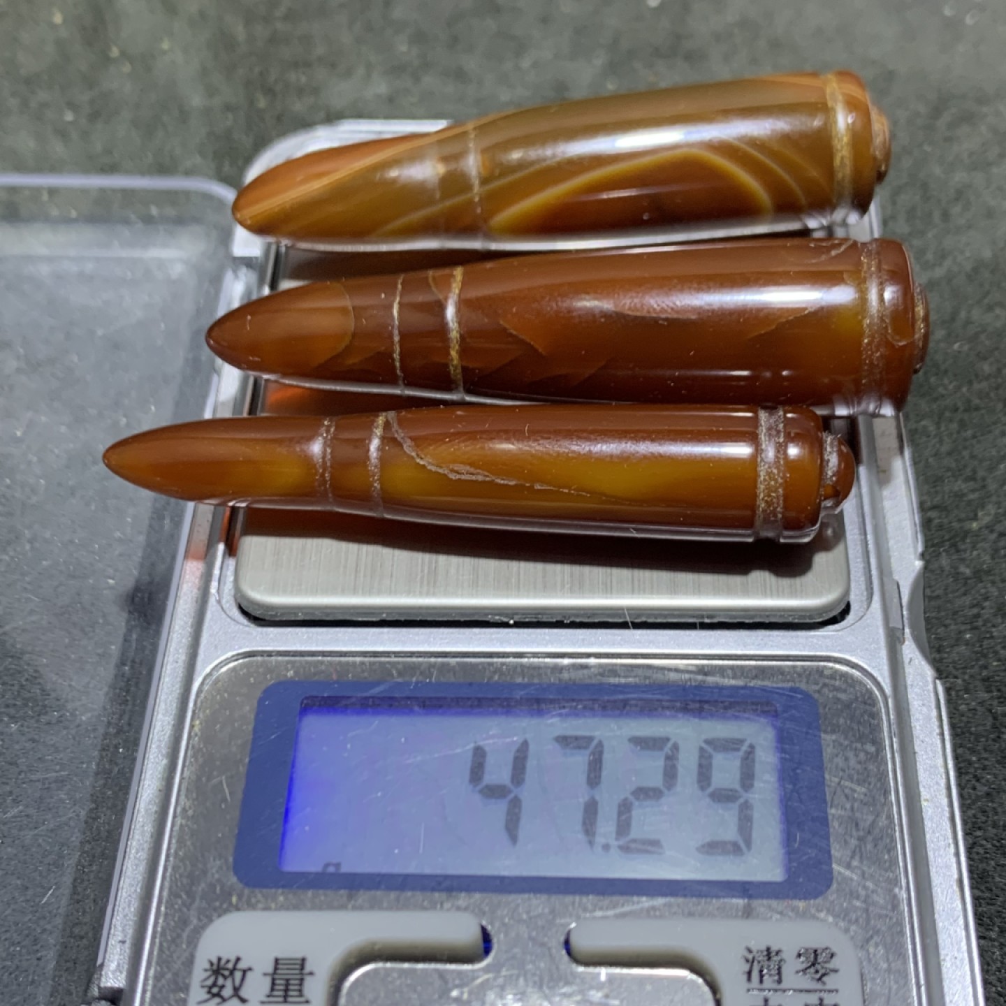 糖料玛瑙雕刻子 弹头通货吊坠三个