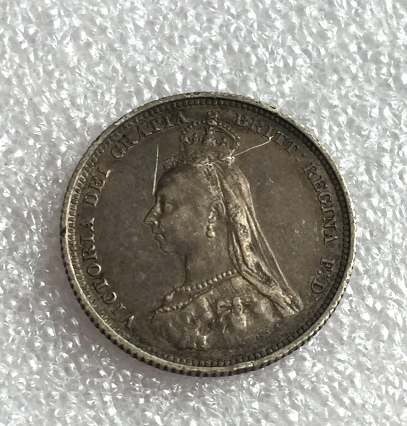 方圆集藏首期专场 9844-英国1887年维多利亚高冠1先令银币