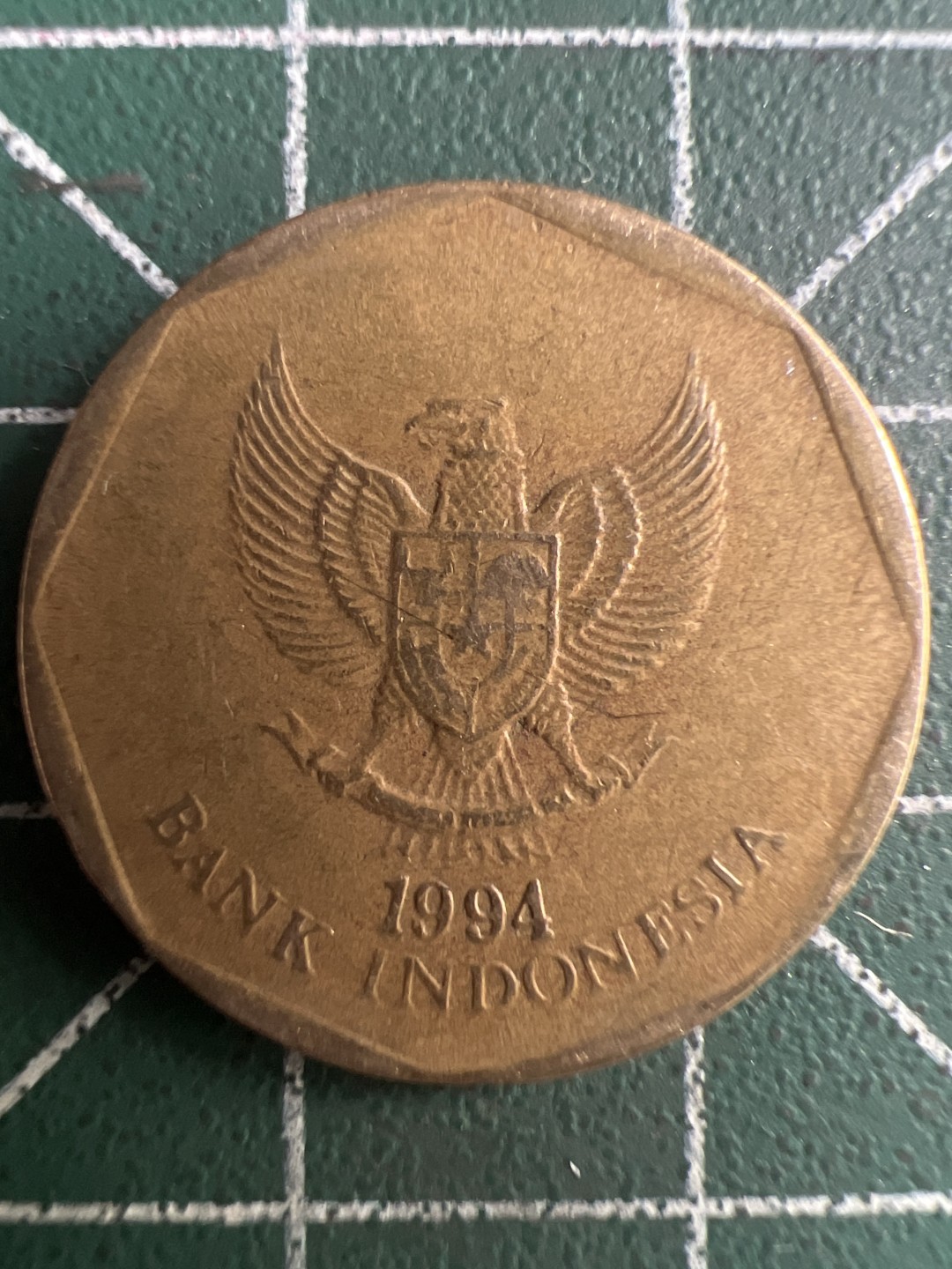 泡泡堂第258期  世界硬币 （无押金，捡漏，全场20包邮，偏远地区除外，接收代拍业务） 印尼100卢比铜币