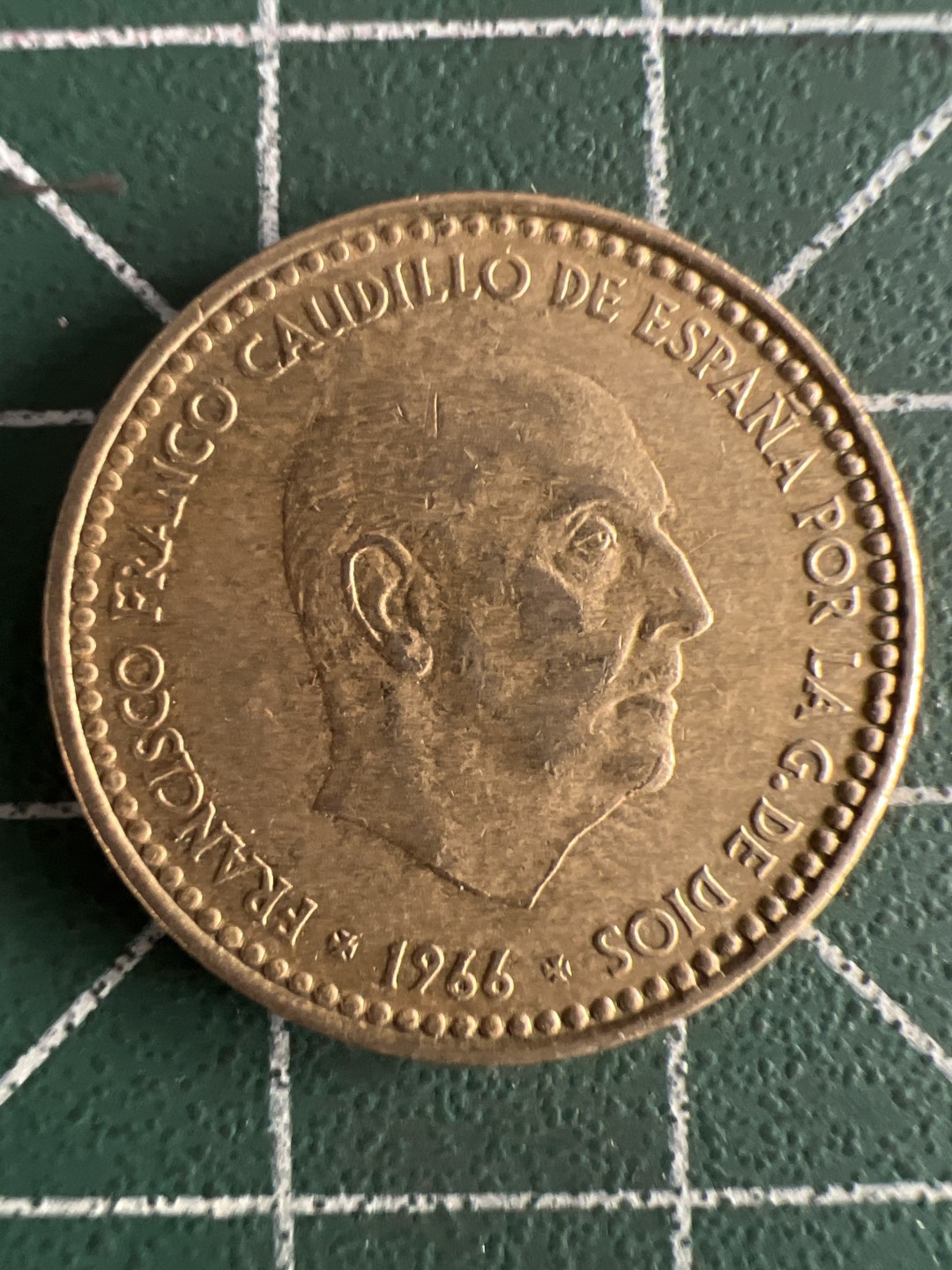 泡泡堂第243期  世界硬币 （无押金，无佣金，捡漏，全场20包邮，偏远地区除外，接收代拍业务） 西班牙一比塞塔