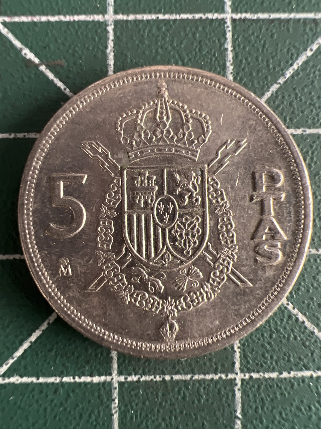 泡泡堂第286期  世界硬币 （无押金，捡漏，全场20包邮，偏远地区除外，接收代拍业务） 西班牙5比塞塔