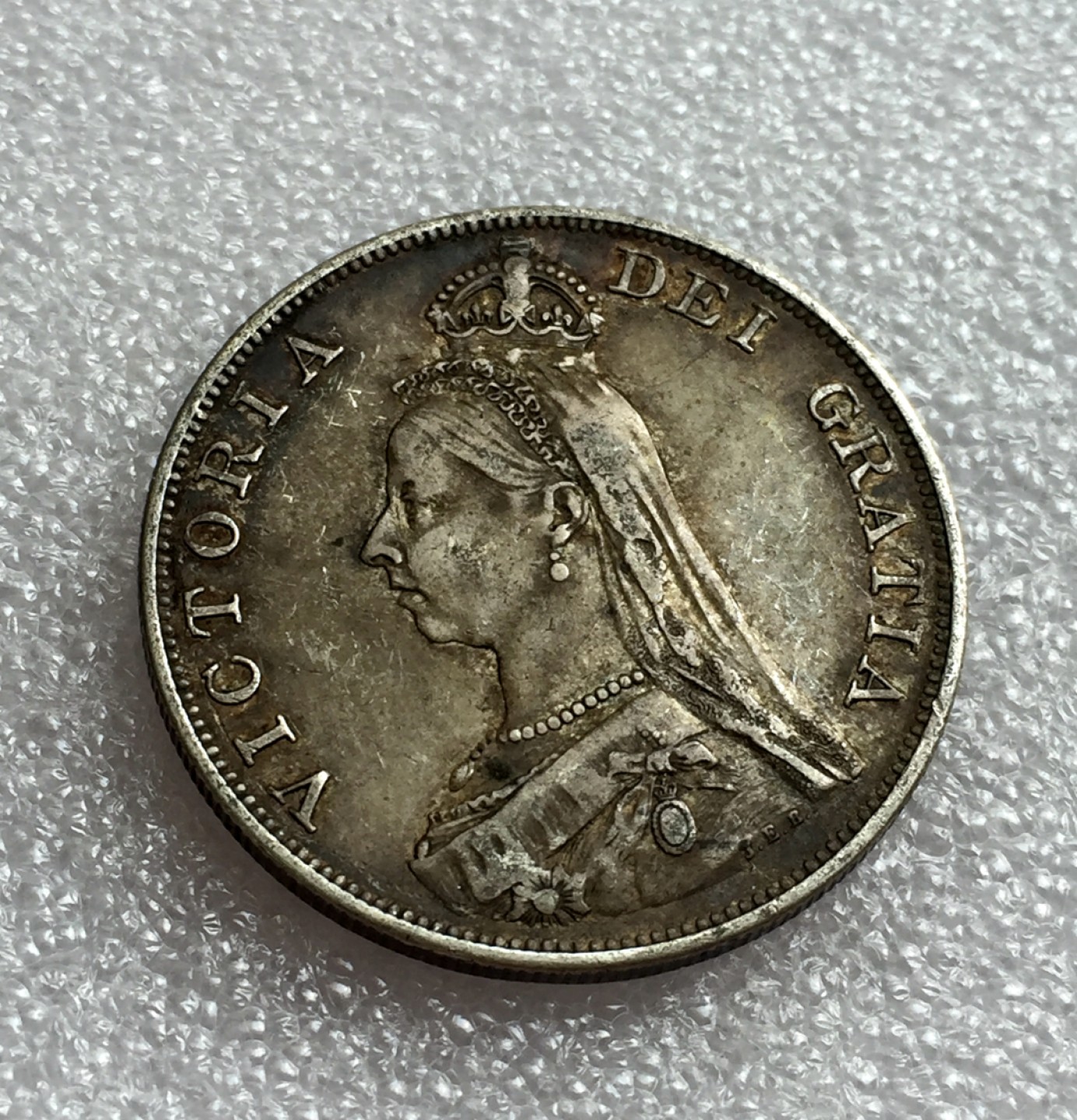 方圆集藏首期专场 9806-英国1890年维多利亚双弗洛林银币 