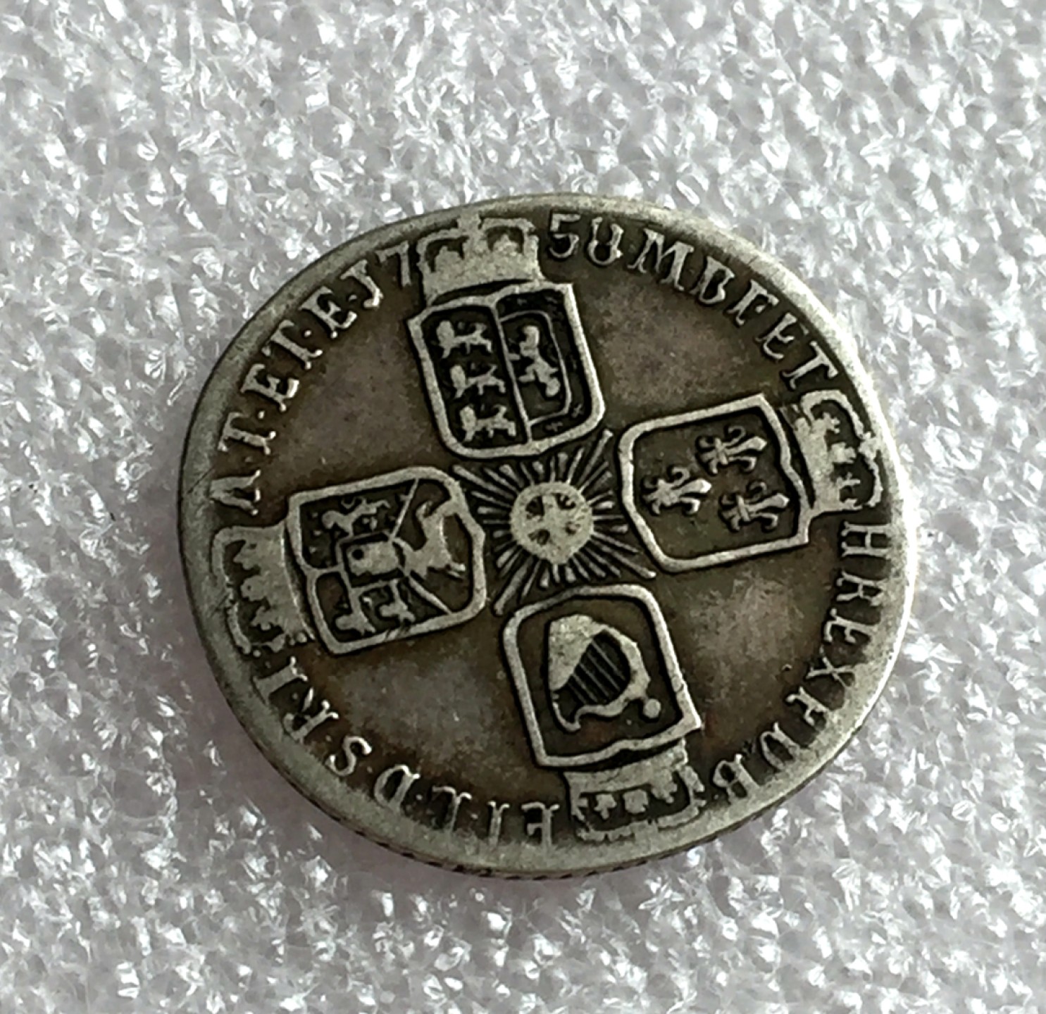 方圆集藏首期专场 9823-英国1758年乔治二世6便士银币