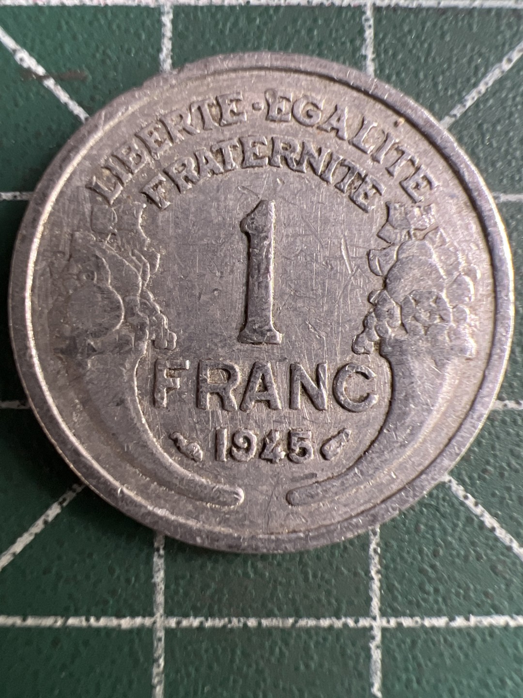 泡泡堂第245期  世界硬币 （无押金，捡漏，全场20包邮，偏远地区除外，接收代拍业务） 我