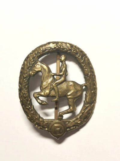 小驴勋章奖章收藏3月11号周六拍卖 - 德三铜级马术奖章，铜质铸造，背有L.C.LAUER厂标，好品