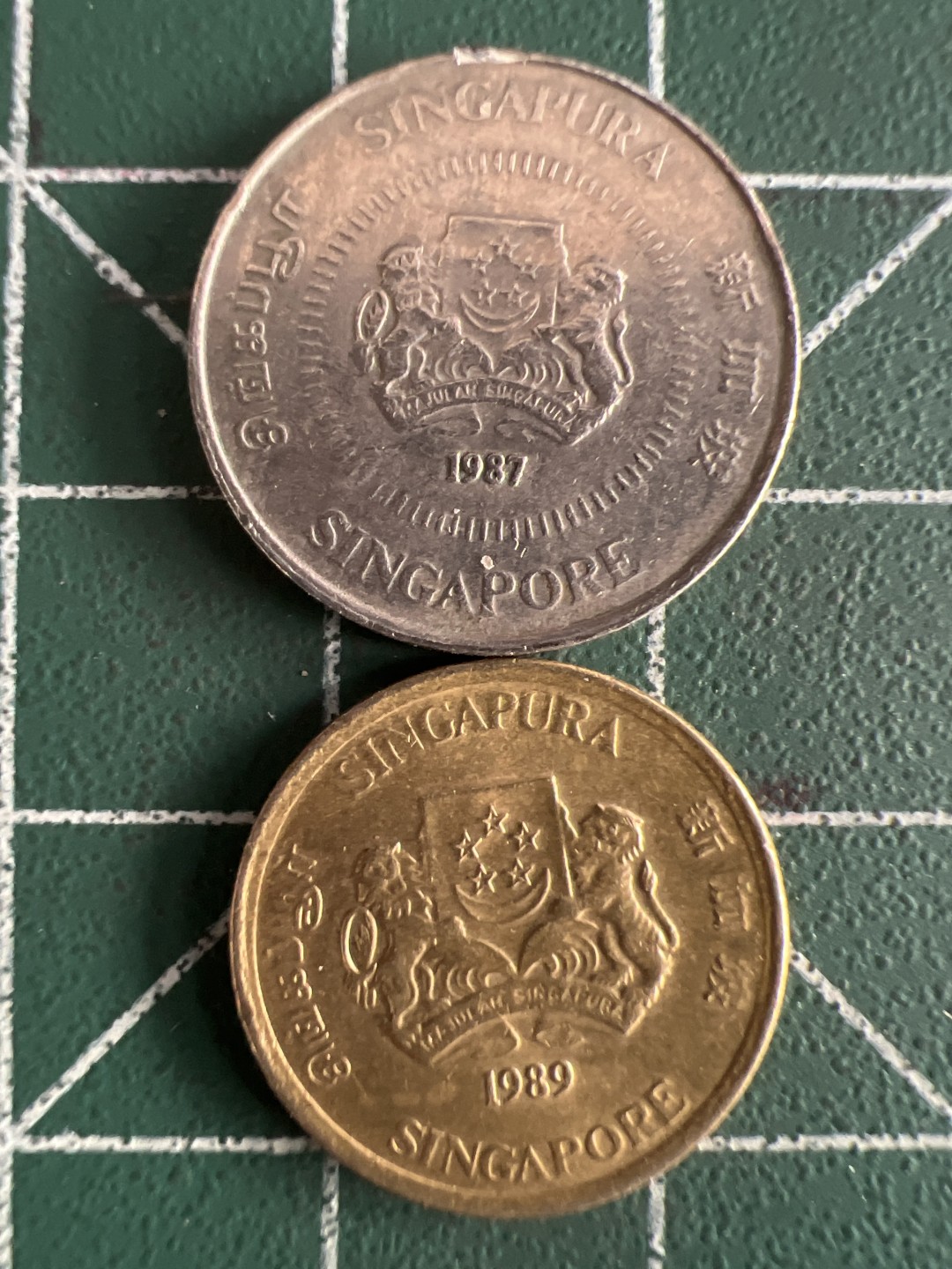 泡泡堂第243期  世界硬币 （无押金，无佣金，捡漏，全场20包邮，偏远地区除外，接收代拍业务） 新加坡一对