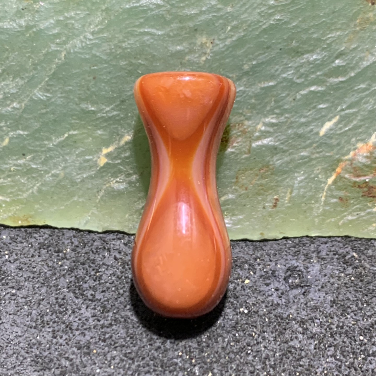 精美高玉化缠丝玛瑙随形天眼瓶形珠一个，