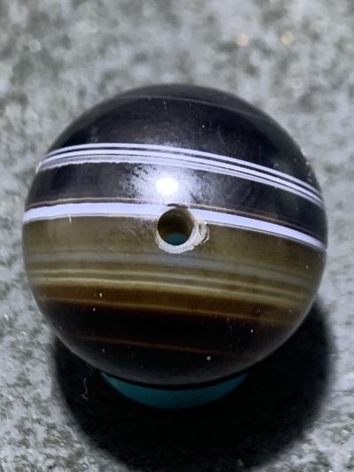 精品亚光药师玛瑙双天眼圆珠一颗 精品亚光药师玛瑙双天眼圆珠一颗