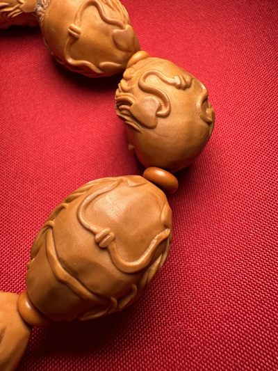 手串木器杂件｜精选拍卖专场 苏工精雕｜“钟馗”橄榄核手串