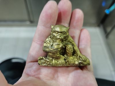 爱淘收藏第21期 - 黄铜铜摆件，金猴吃桃