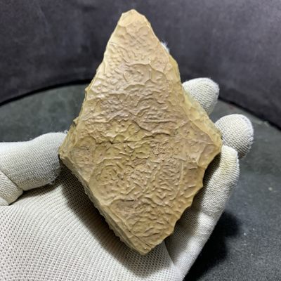 放一块福利，精美新疆彩色泥石台把件（摆件）一块， - 放一块福利，精美新疆彩色泥石台把件（摆件）一块，