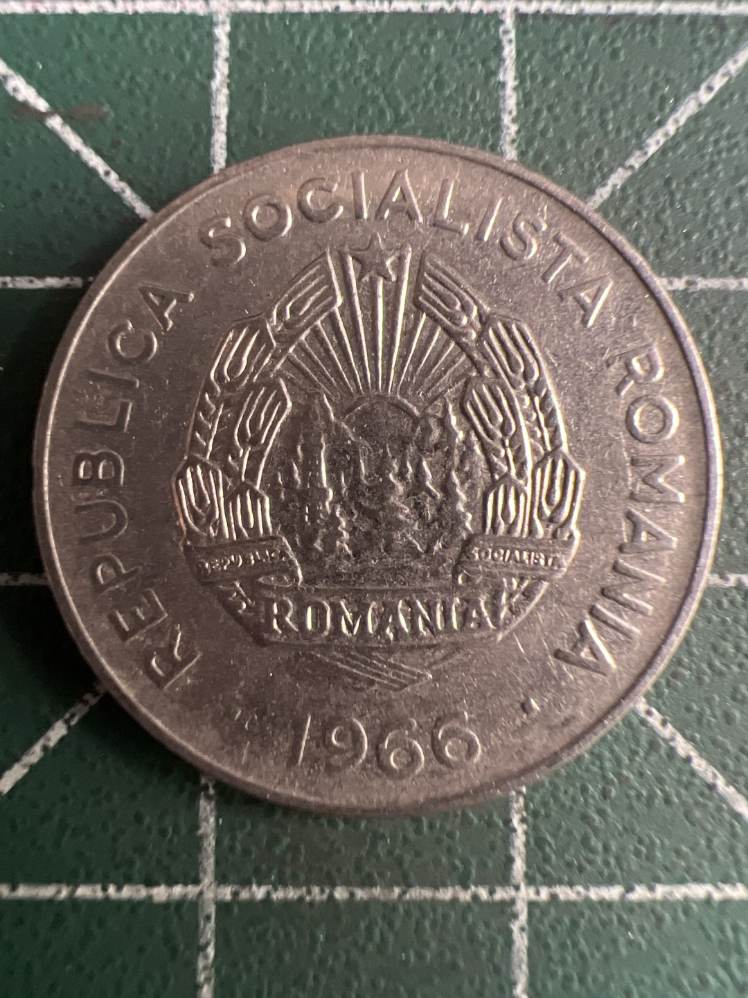 泡泡堂微拍第八十幕硬币捡漏可累计专场👿👿，零佣金，零押金，累计满二十元包邮，接受代拍业务 罗马尼亚25巴尼