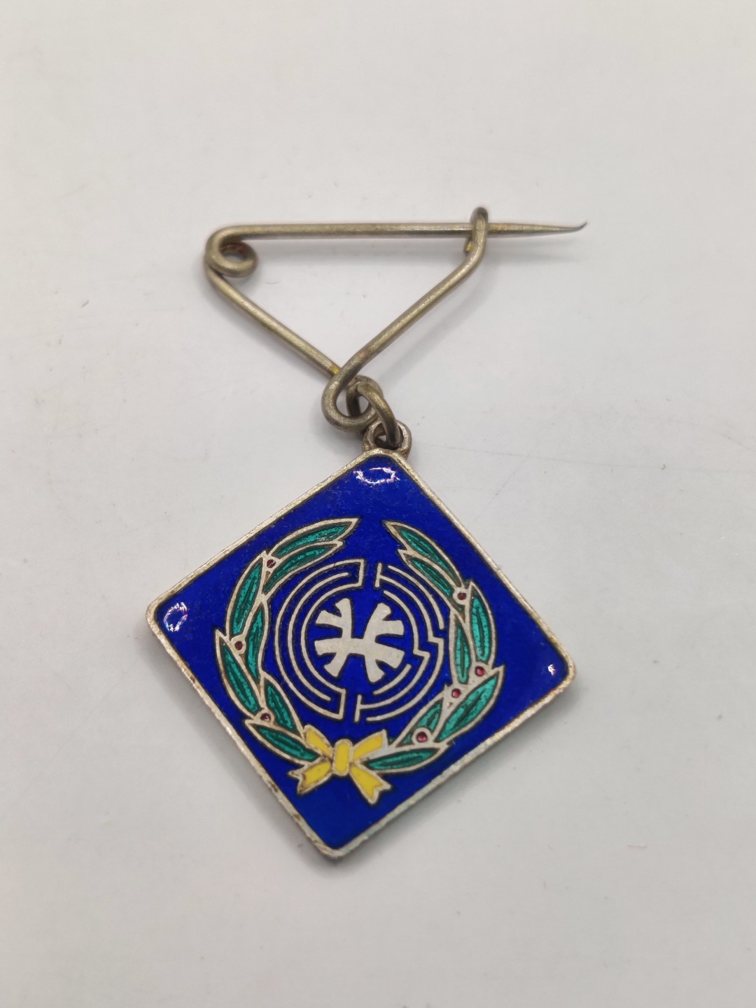 全场0元起拍 第37期 咸鱼国勋章拍卖专场 3月12日（周日）下午6：00开始 日本大正时期 珐琅徽章