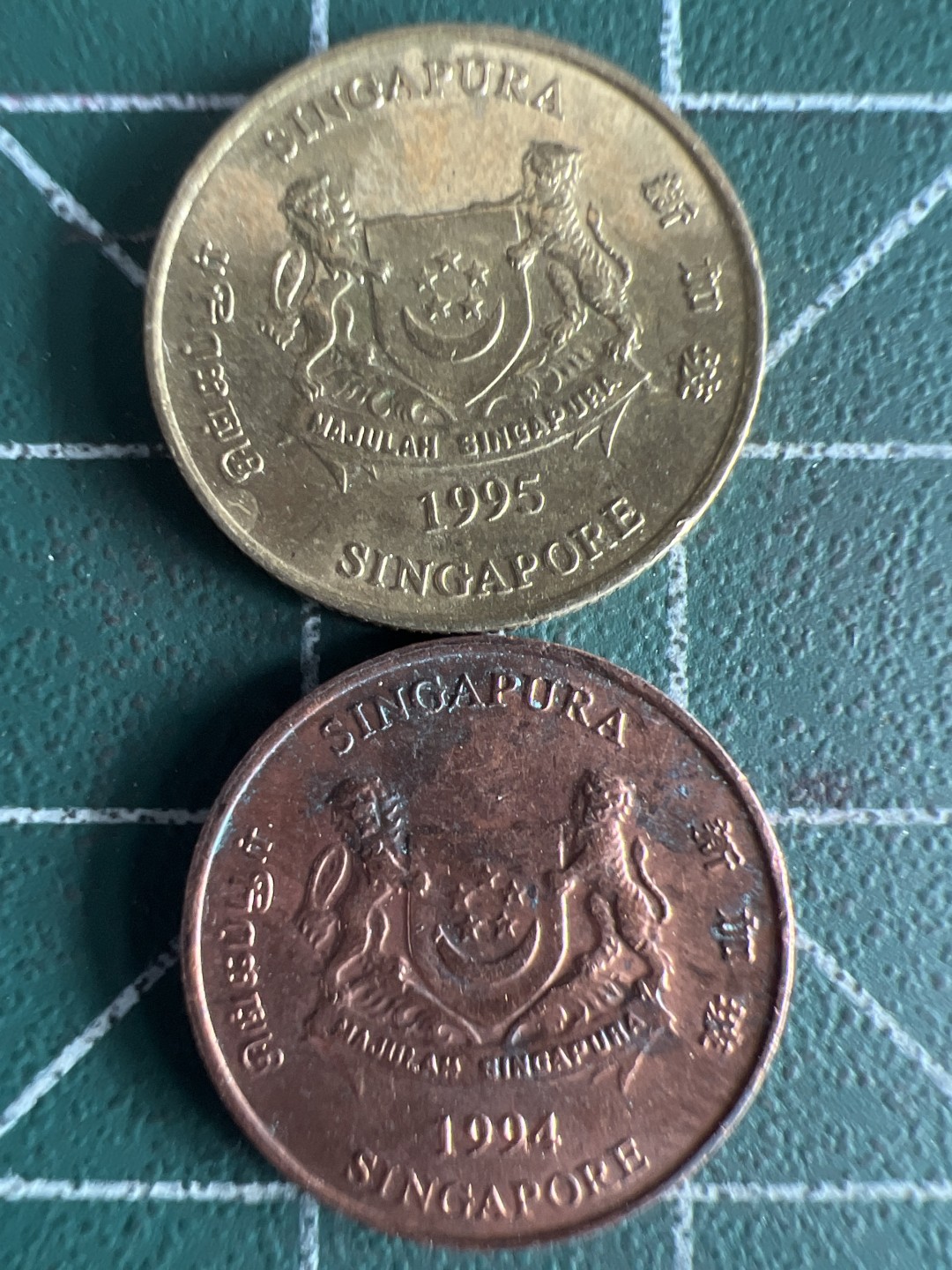 泡泡堂第262期  世界硬币 （无押金，捡漏，全场20包邮，偏远地区除外，接收代拍业务） 新加坡一对