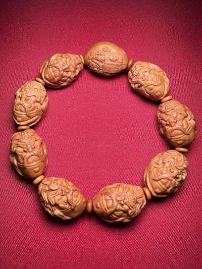 手串木器杂件｜精选拍卖专场 苏工精雕｜“钟馗”橄榄核手串