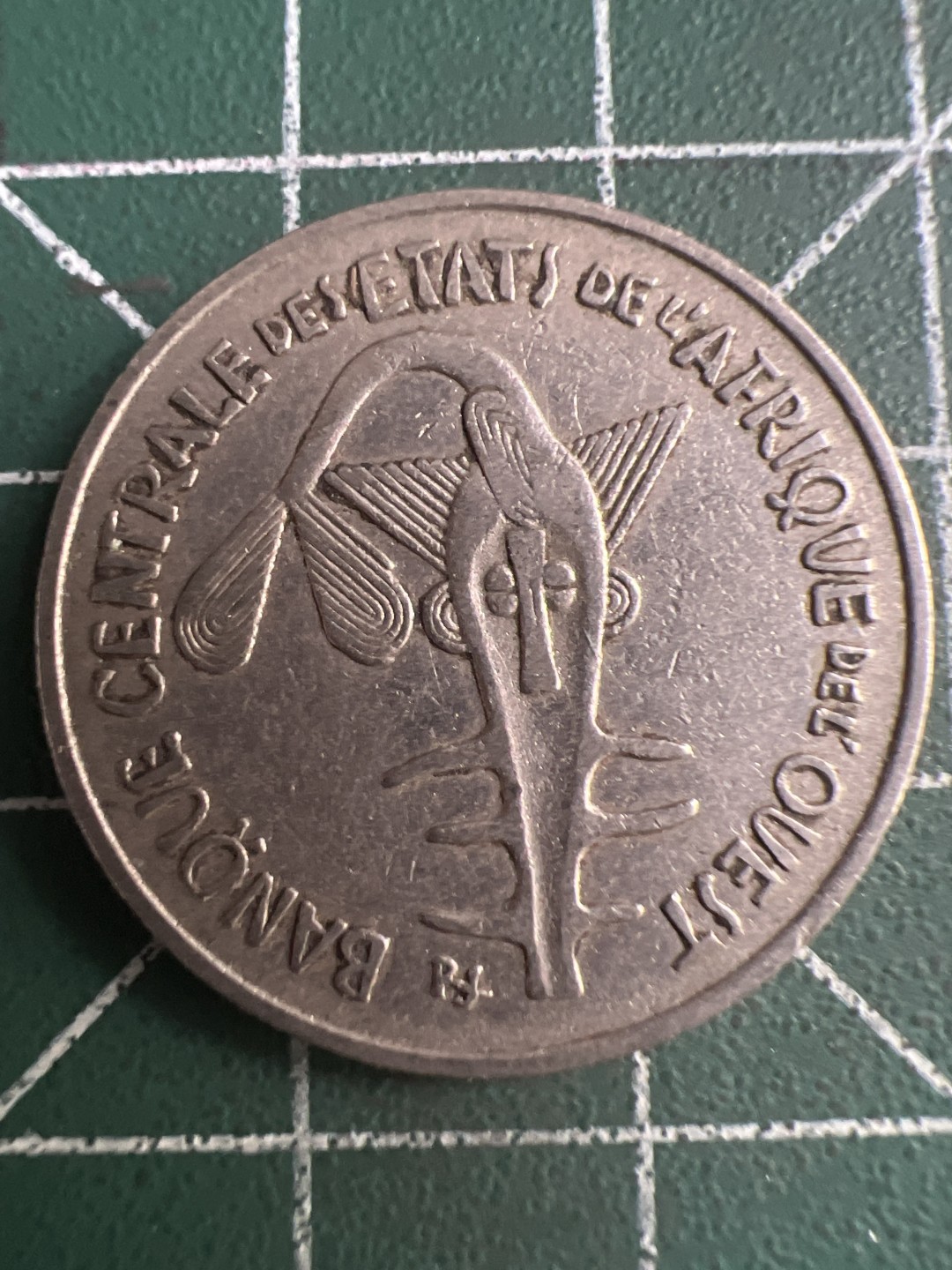 泡泡堂微拍第八十幕硬币捡漏可累计专场👿👿，零佣金，零押金，累计满二十元包邮，接受代拍业务 西非100法郎