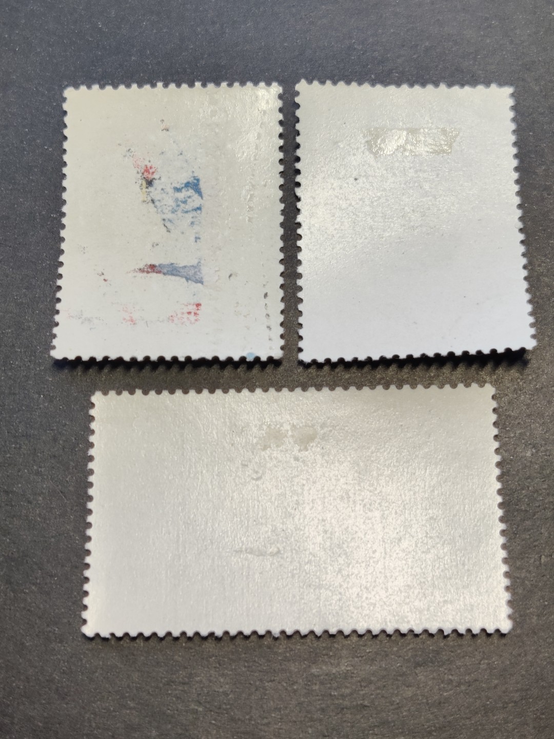 洪涛臻品批发群  精选邮票限时拍卖第二百三十八期 特59 熊猫 盖销原胶有贴润亮上品 -1背面黏连油墨