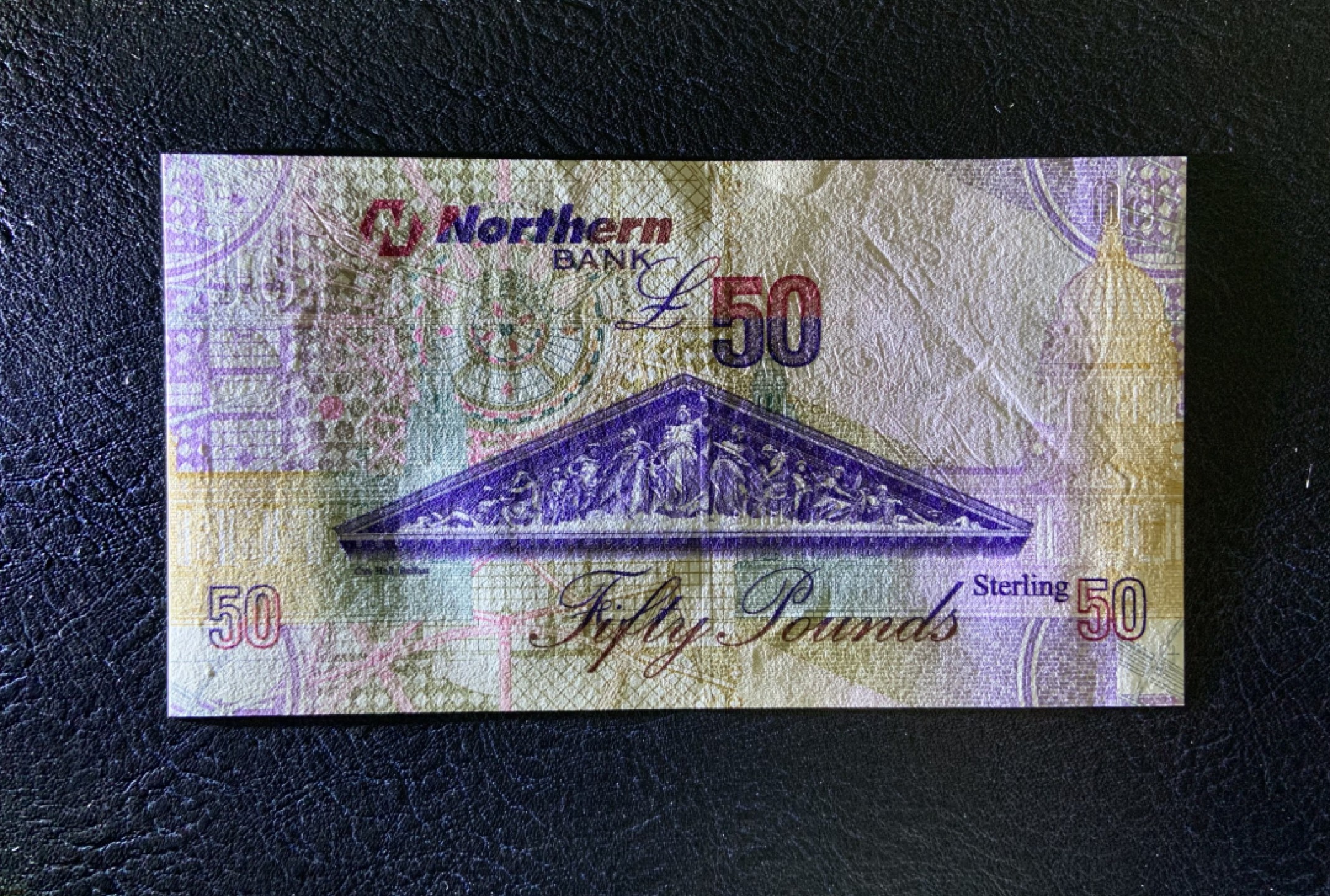 收藏联盟Quantum Auction 第238期拍卖 北爱尔兰2005年50镑 品相UNC 水印处侧光下有一个点钞痕