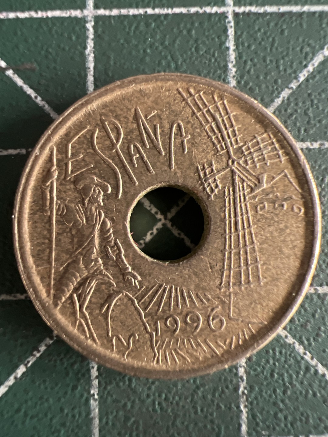 泡泡堂第246期  世界硬币 （无押金，捡漏，全场20包邮，偏远地区除外，接收代拍业务） 西班牙25比塞塔