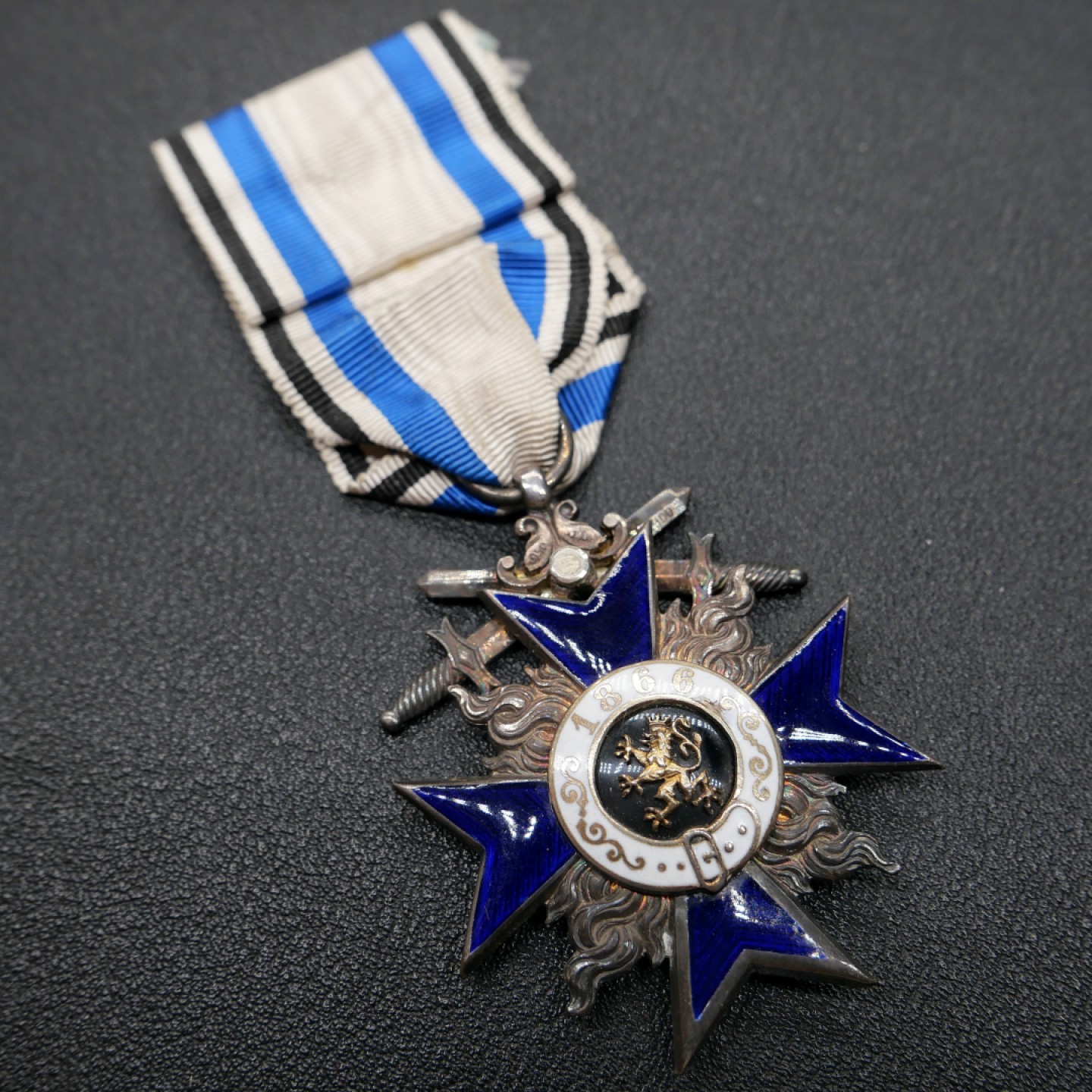 交易所3月11苏德勋奖章拍卖 德国巴伐利亚军功勋章，MVO4，银质珐琅，带标