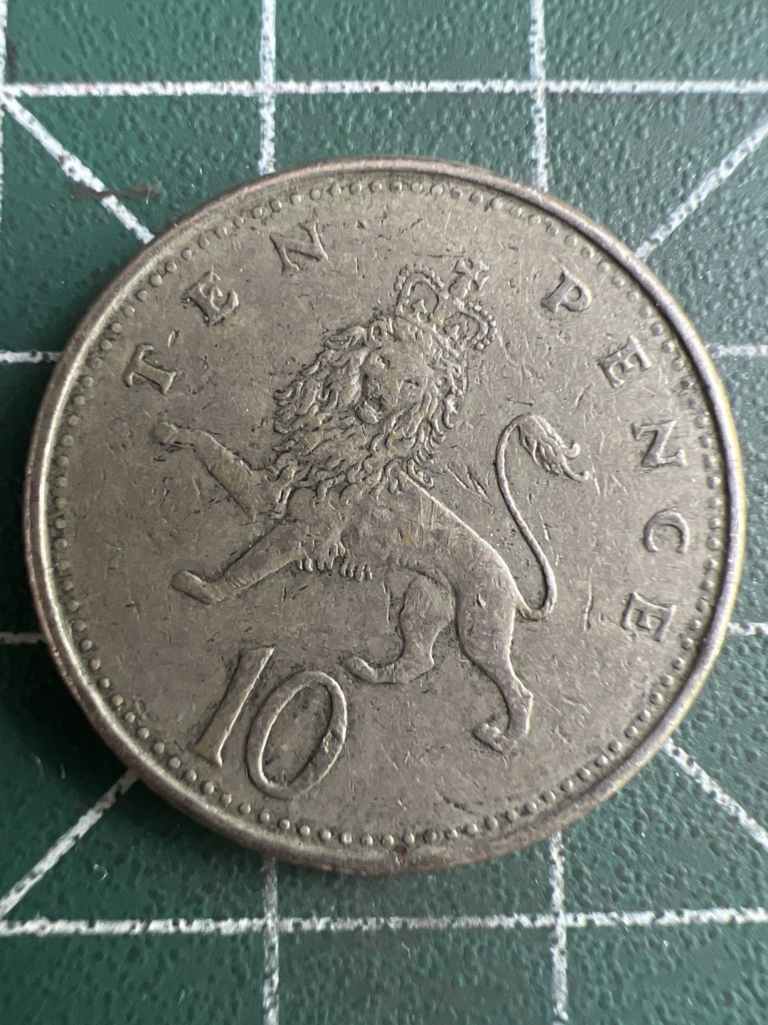 泡泡堂第263期  世界硬币 （无押金，捡漏，全场20包邮，偏远地区除外，接收代拍业务） 英国十便士