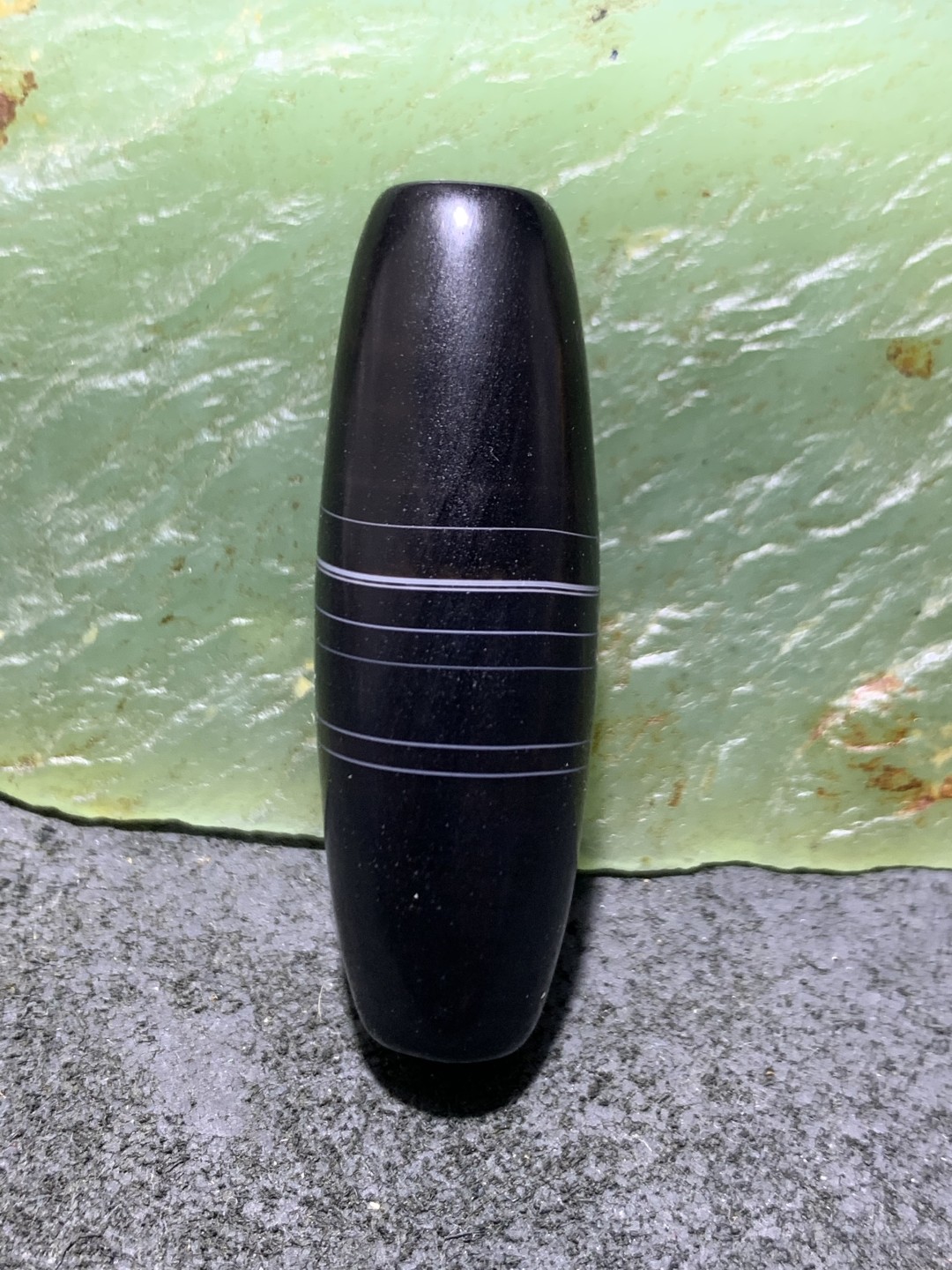 精美药师玛瑙天珠形桶珠一个