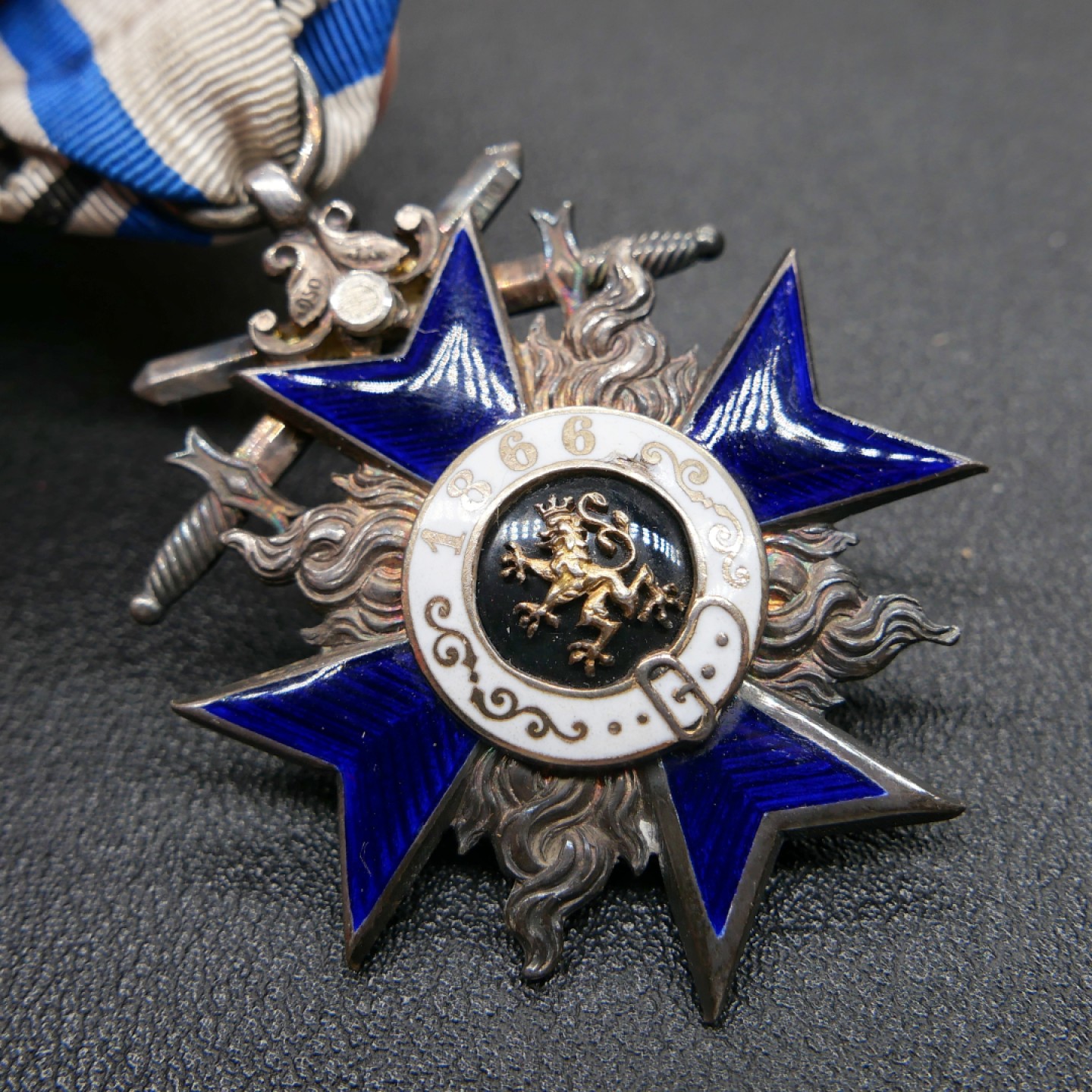 交易所3月11苏德勋奖章拍卖 德国巴伐利亚军功勋章，MVO4，银质珐琅，带标