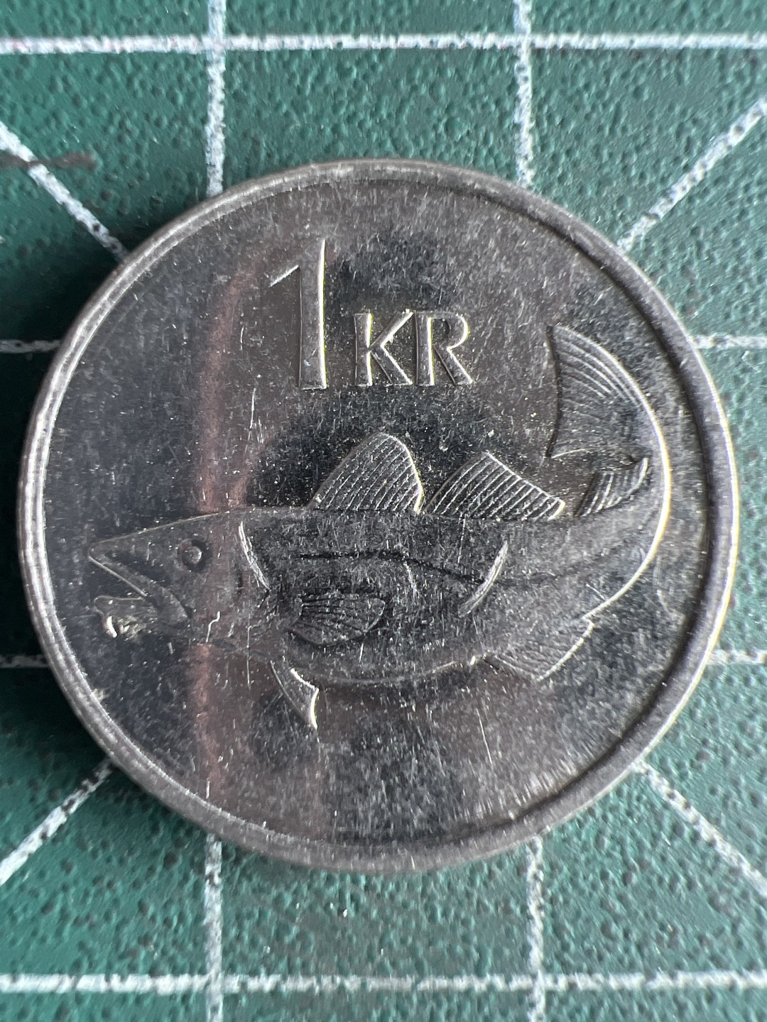 泡泡堂微拍第八十一幕硬币捡漏可累计专场👿👿，零佣金，零押金，累计满二十元包邮，接受代拍业务 冰岛一克朗