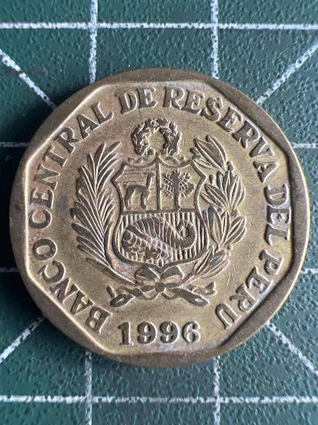 泡泡堂微拍第八十一幕硬币捡漏可累计专场👿👿，零佣金，零押金，累计满二十元包邮，接受代拍业务 秘鲁20分