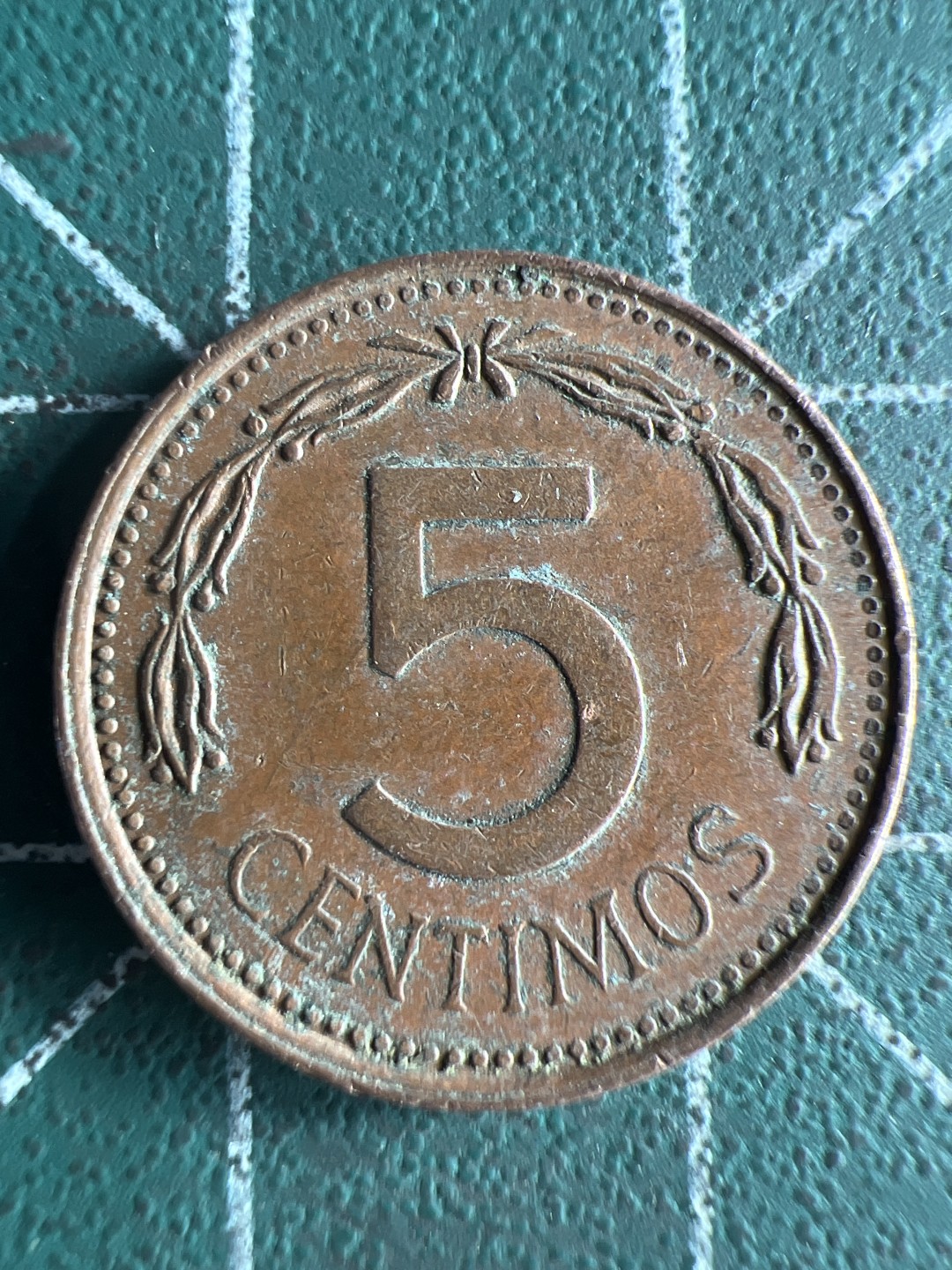 泡泡堂微拍第八十幕硬币捡漏可累计专场👿👿，零佣金，零押金，累计满二十元包邮，接受代拍业务 委内瑞拉五分