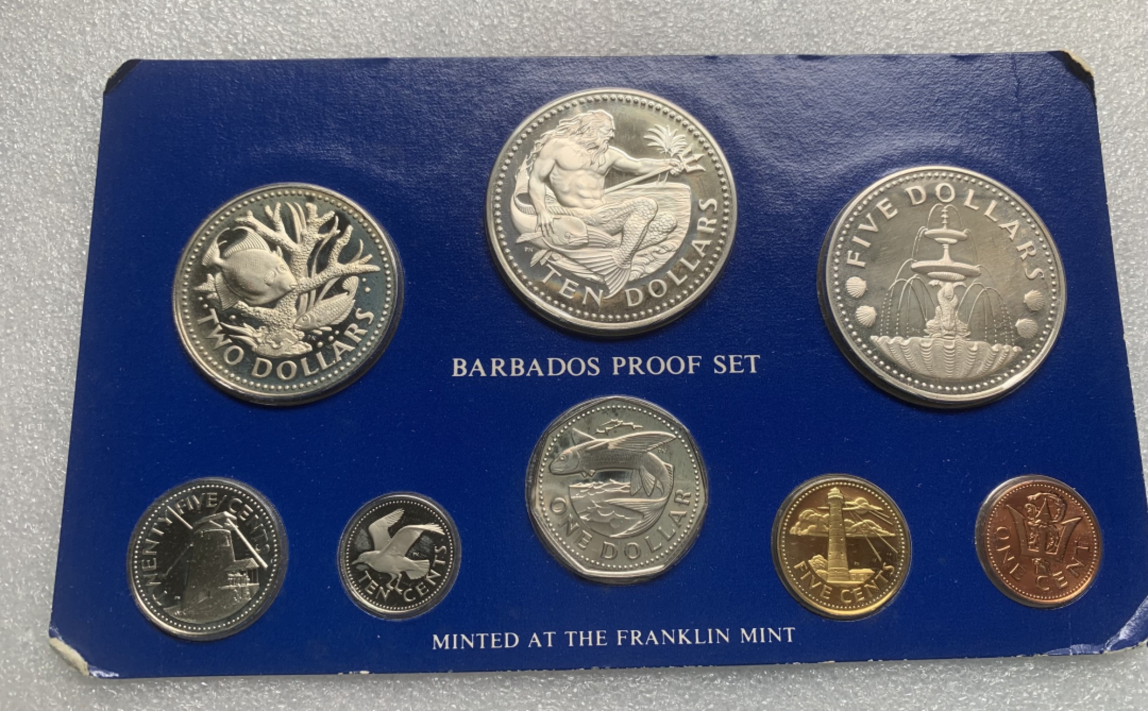 瓶子🏺第82期拍卖会 巴巴多斯1976年PS精制纪念套币含2枚银币原盒无证