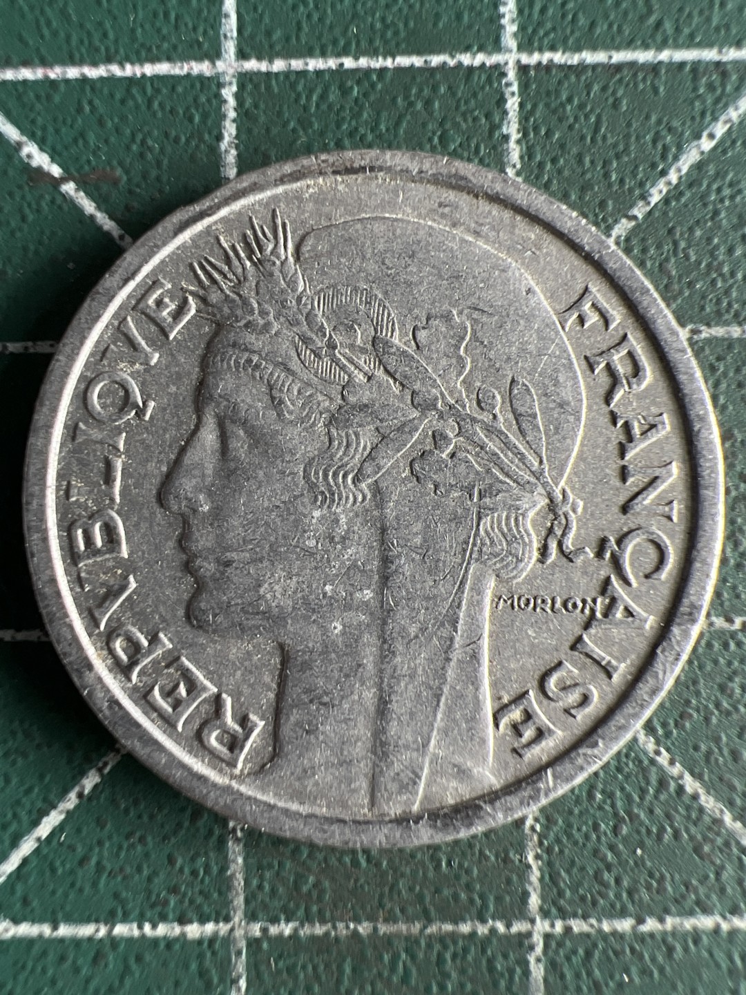 泡泡堂微拍第八十一幕硬币捡漏可累计专场👿👿，零佣金，零押金，累计满二十元包邮，接受代拍业务 法国一法郎