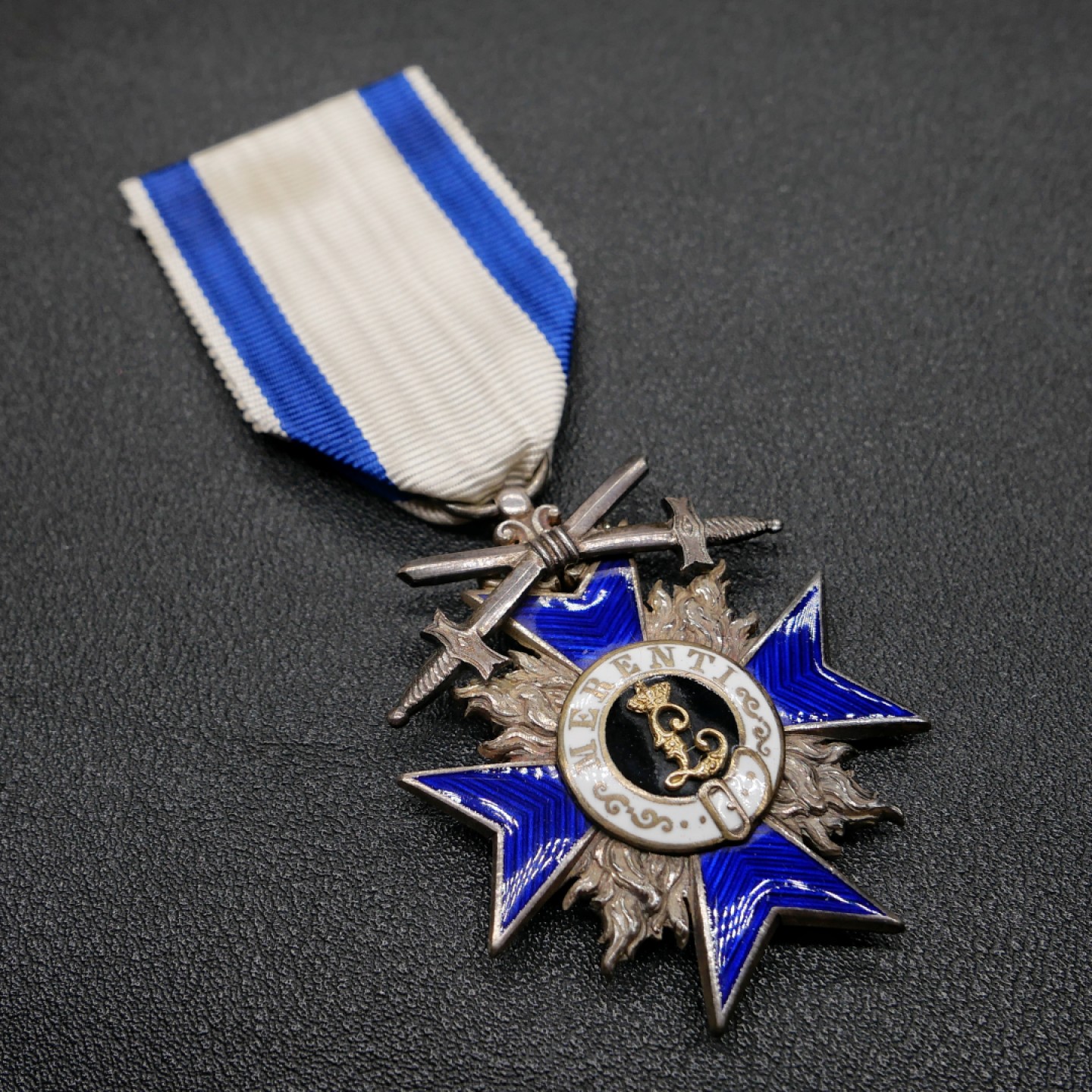 交易所3月11苏德勋奖章拍卖 德国巴伐利亚军功勋章，MVO4，银质珐琅，带标