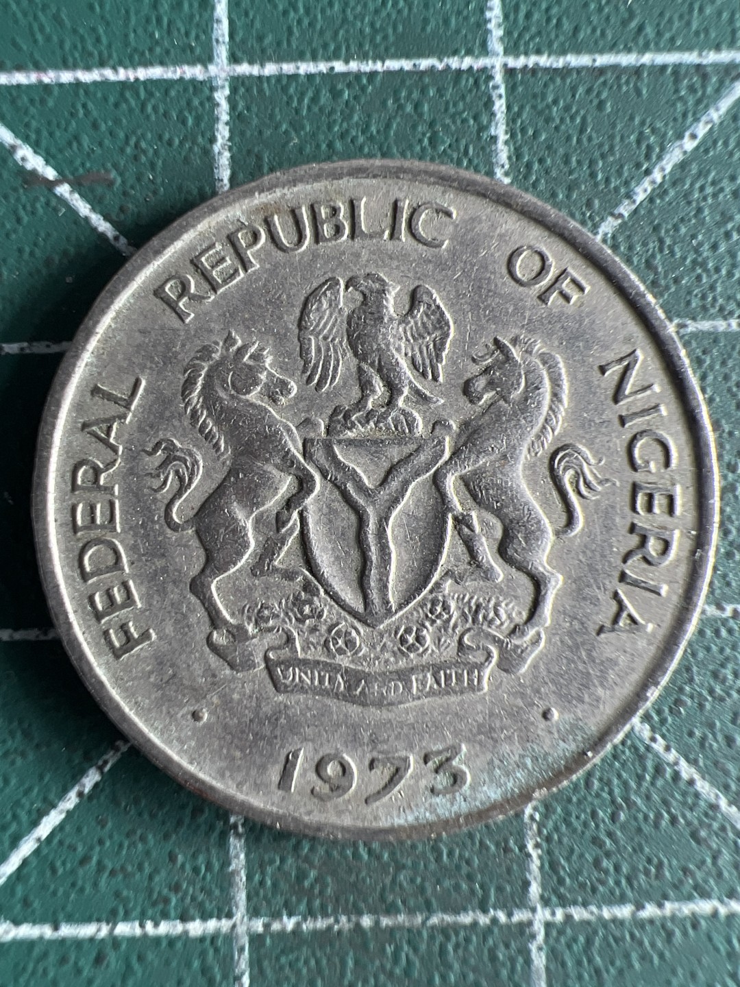 泡泡堂微拍第八十幕硬币捡漏可累计专场👿👿，零佣金，零押金，累计满二十元包邮，接受代拍业务 尼日利亚10考包