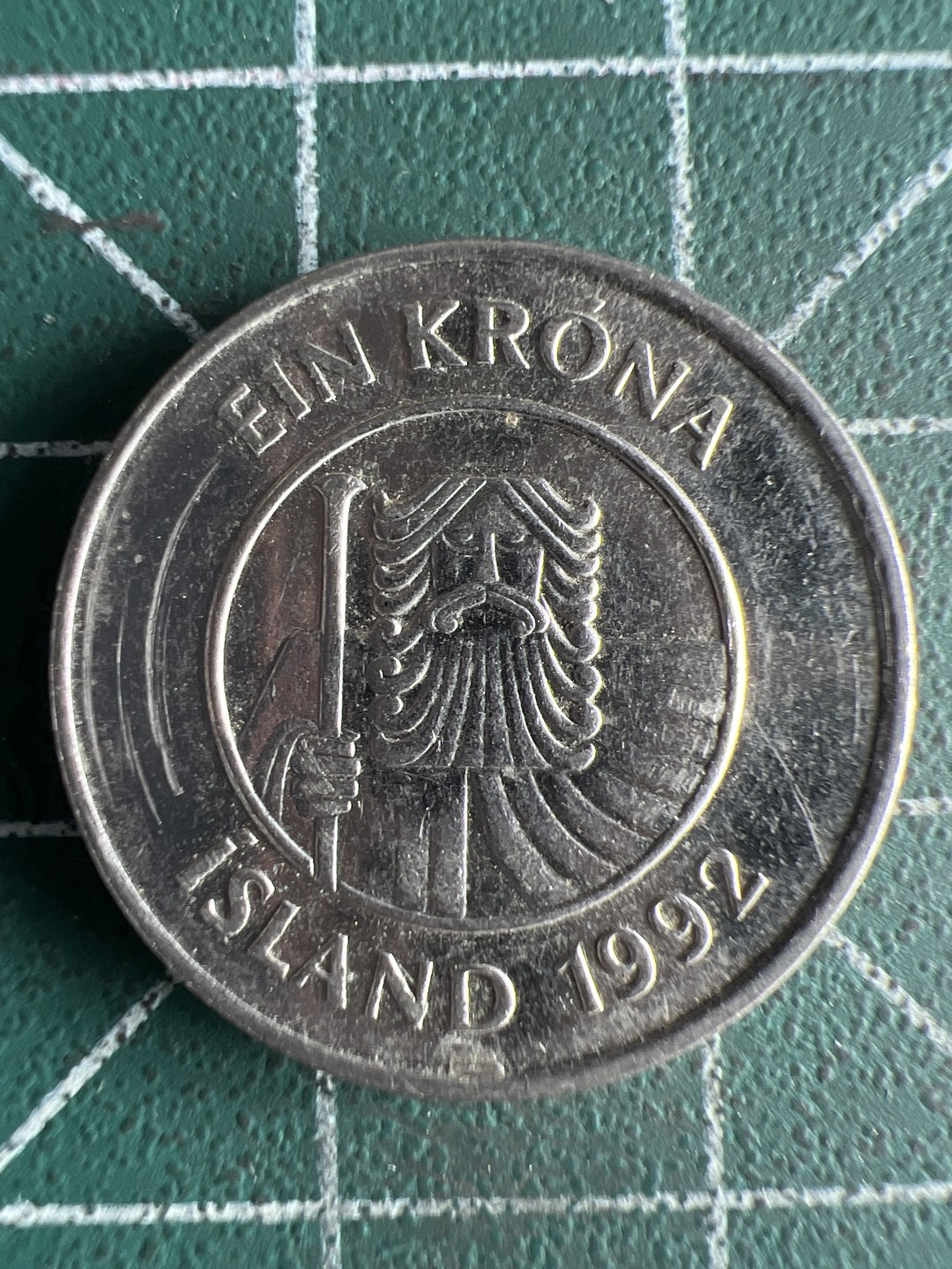 泡泡堂微拍第八十一幕硬币捡漏可累计专场👿👿，零佣金，零押金，累计满二十元包邮，接受代拍业务 冰岛一克朗