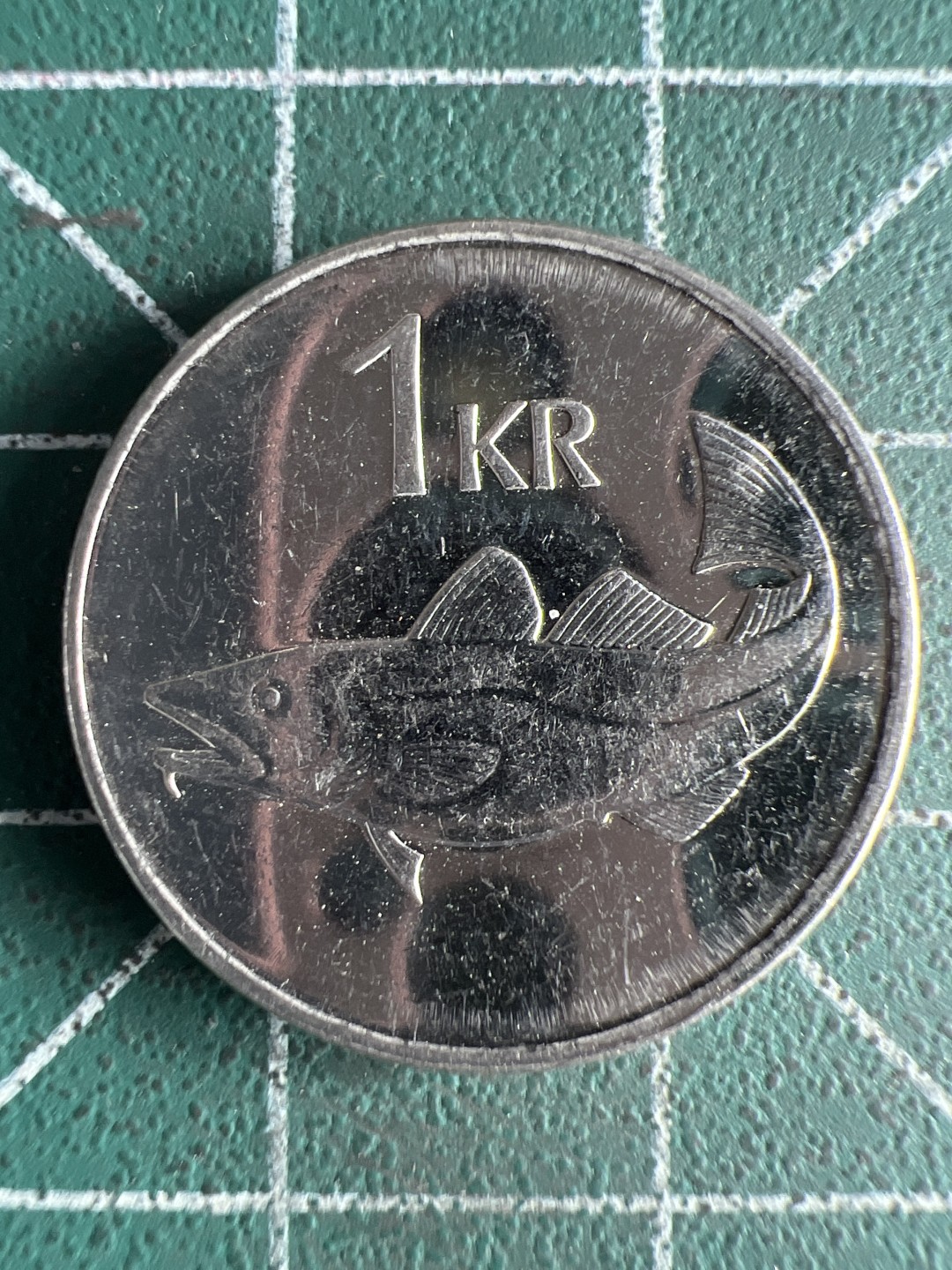 泡泡堂微拍第八十一幕硬币捡漏可累计专场👿👿，零佣金，零押金，累计满二十元包邮，接受代拍业务 冰岛一克朗