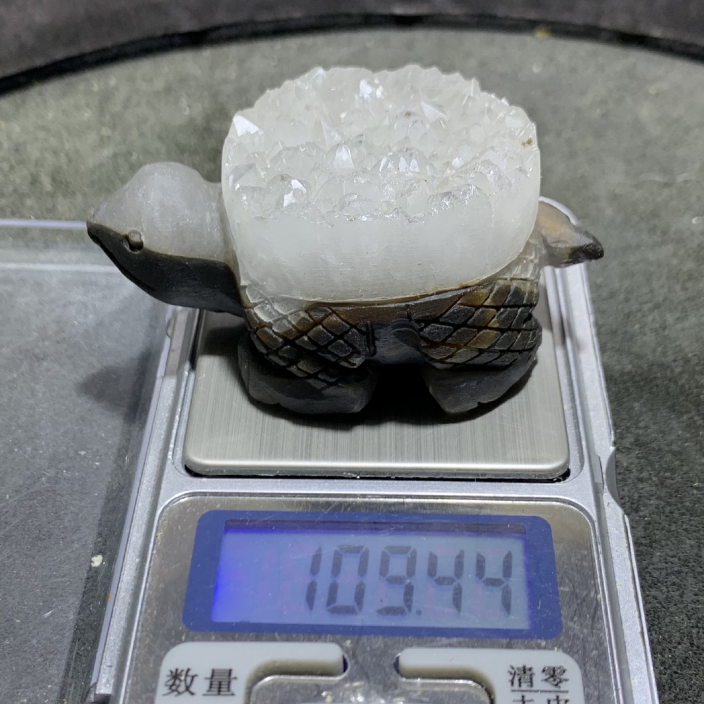 精美冰透高玉化玛瑙雕刻聚财灵龟(把件）摆件一个