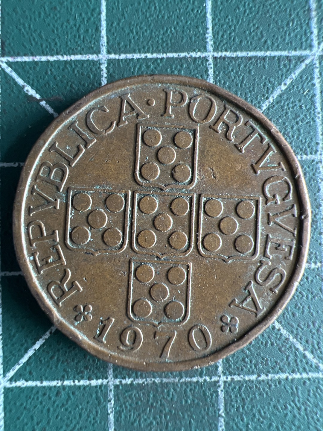 泡泡堂微拍第九十幕硬币捡漏可累计专场👿👿，累计满二十元包邮，接受代拍业务 葡萄牙1埃斯库多