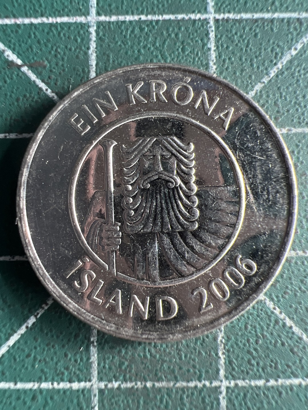 泡泡堂微拍第八十幕硬币捡漏可累计专场👿👿，零佣金，零押金，累计满二十元包邮，接受代拍业务 冰岛1克朗