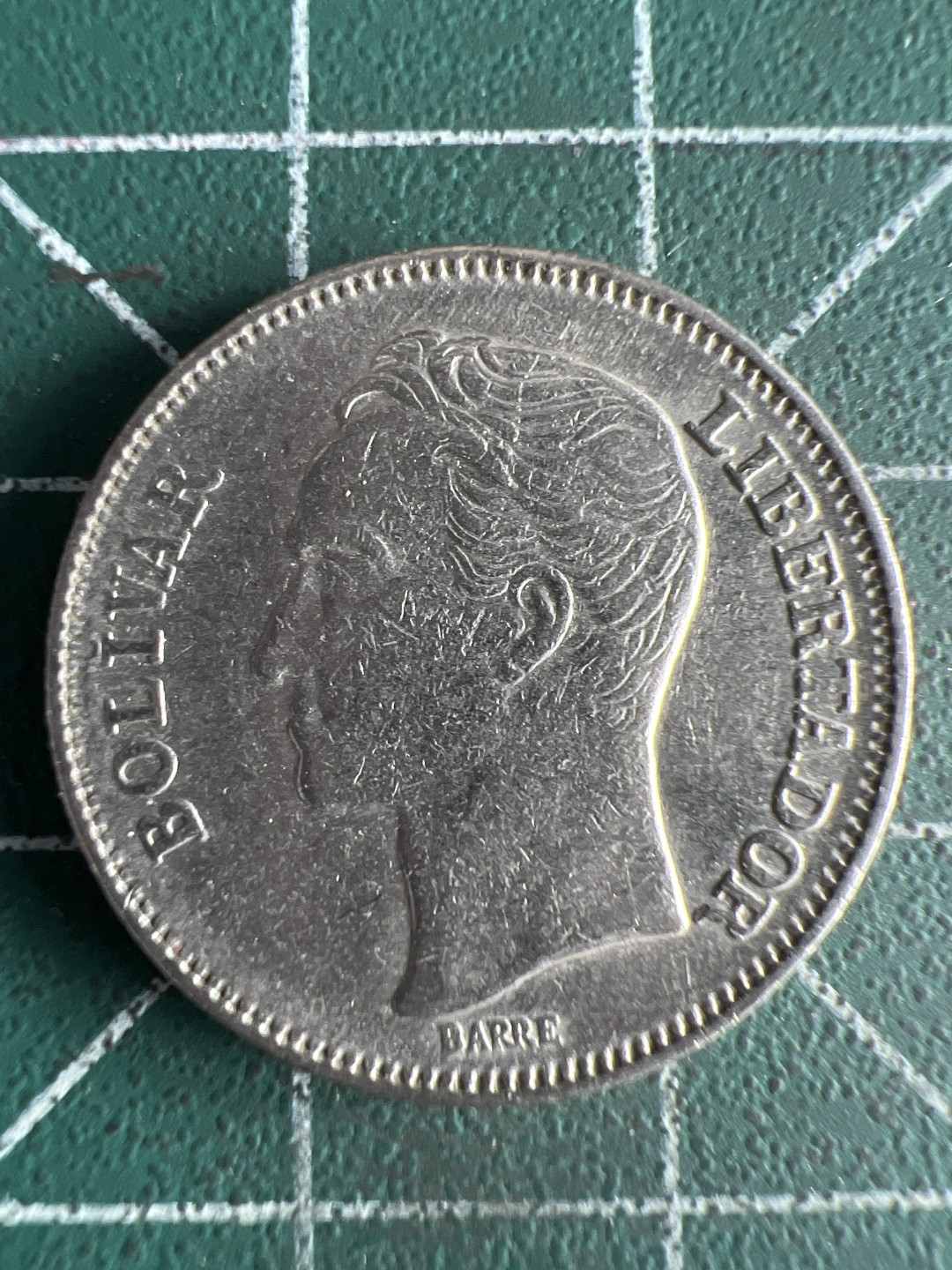 泡泡堂微拍第九十幕硬币捡漏可累计专场👿👿，累计满二十元包邮，接受代拍业务 委内瑞拉