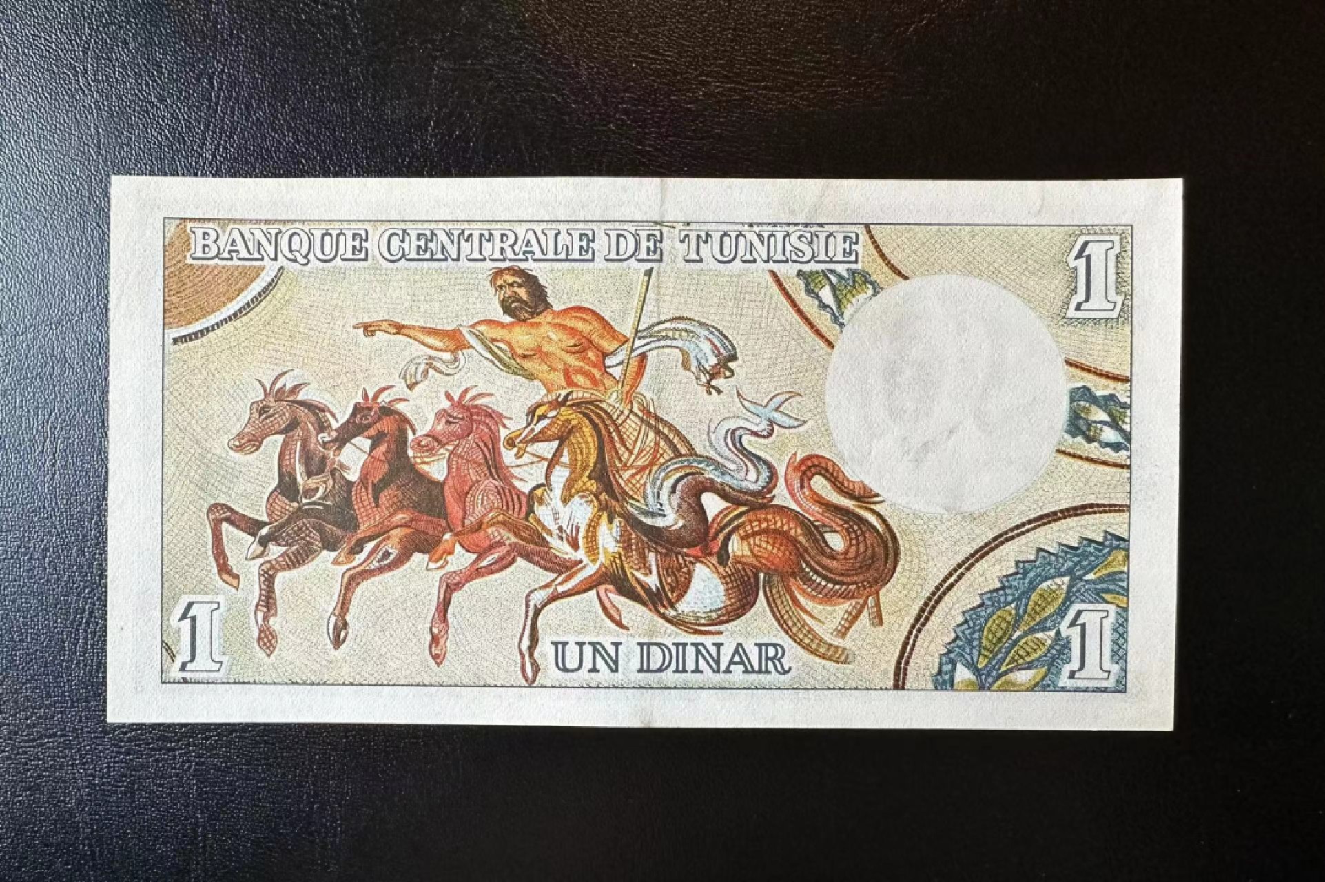 【Blue Auction】✨世界纸币精拍第301期——新纪元 【无47】突尼斯 经典彩背 1965年1第纳尔 AU品相