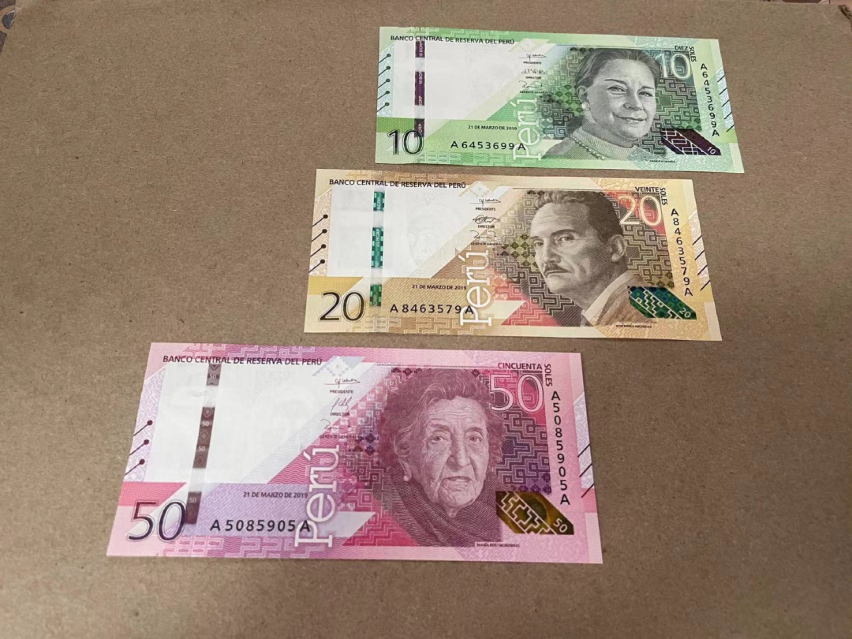 【Blue Auction】✨世界纸币精拍第301期——新纪元 【一组3张AA冠】秘鲁 2019年 10-50比索 全新UNC